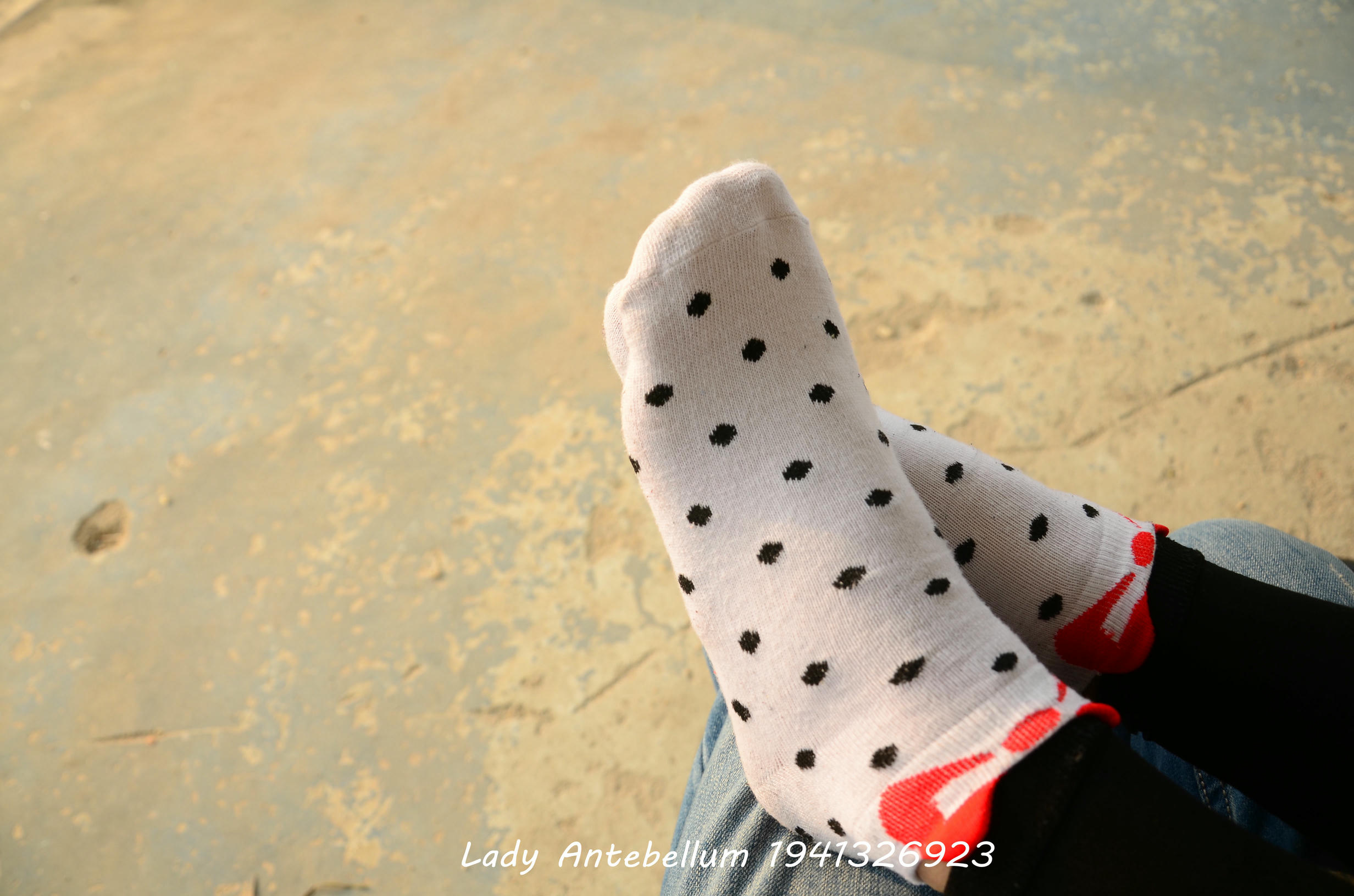 [战前女神] 恋足美腿棉袜女神级摄影套图 015 [131P-265MB]_第7集