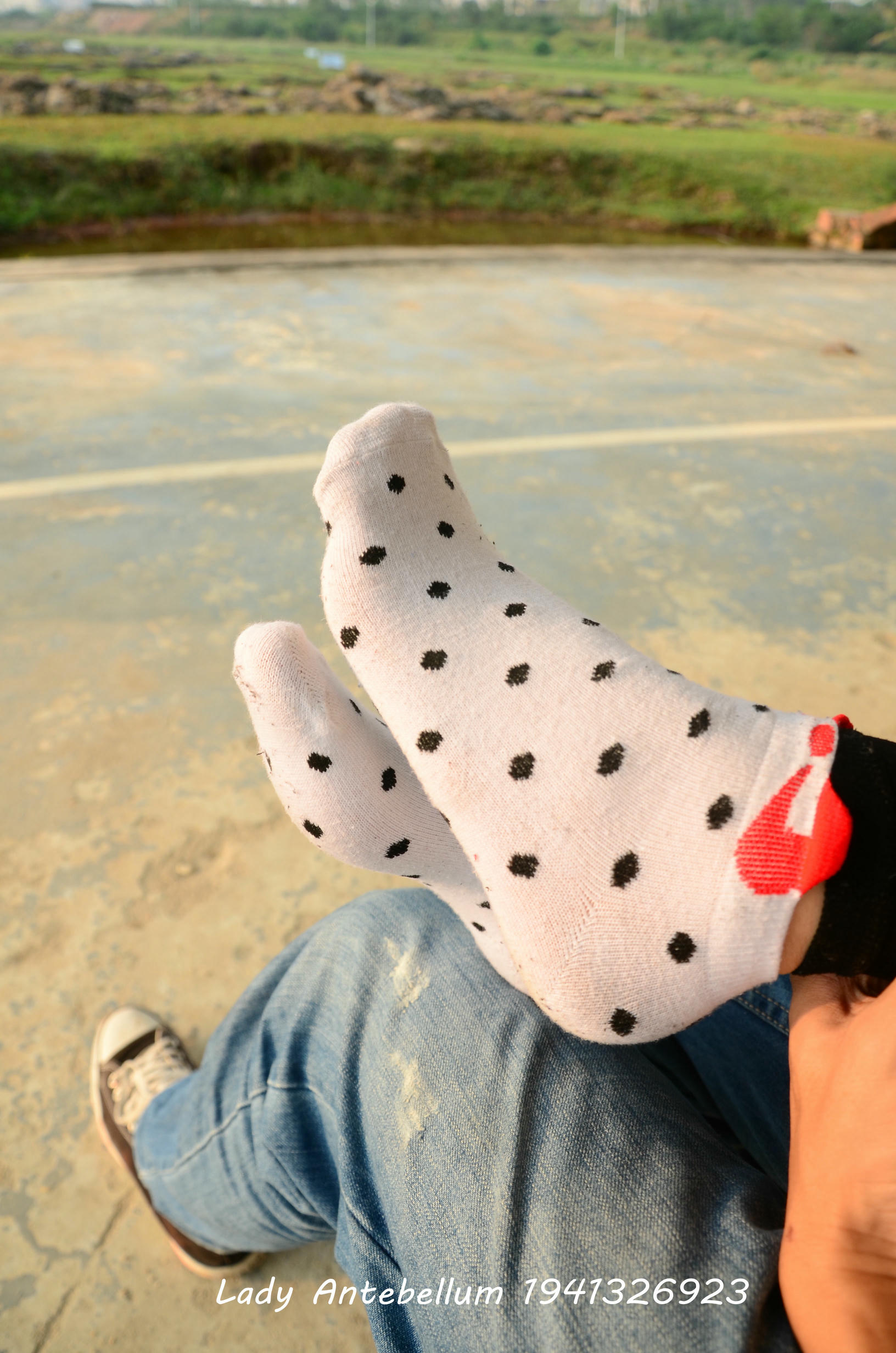 [战前女神] 恋足美腿棉袜女神级摄影套图 015 [131P-265MB]_第7集