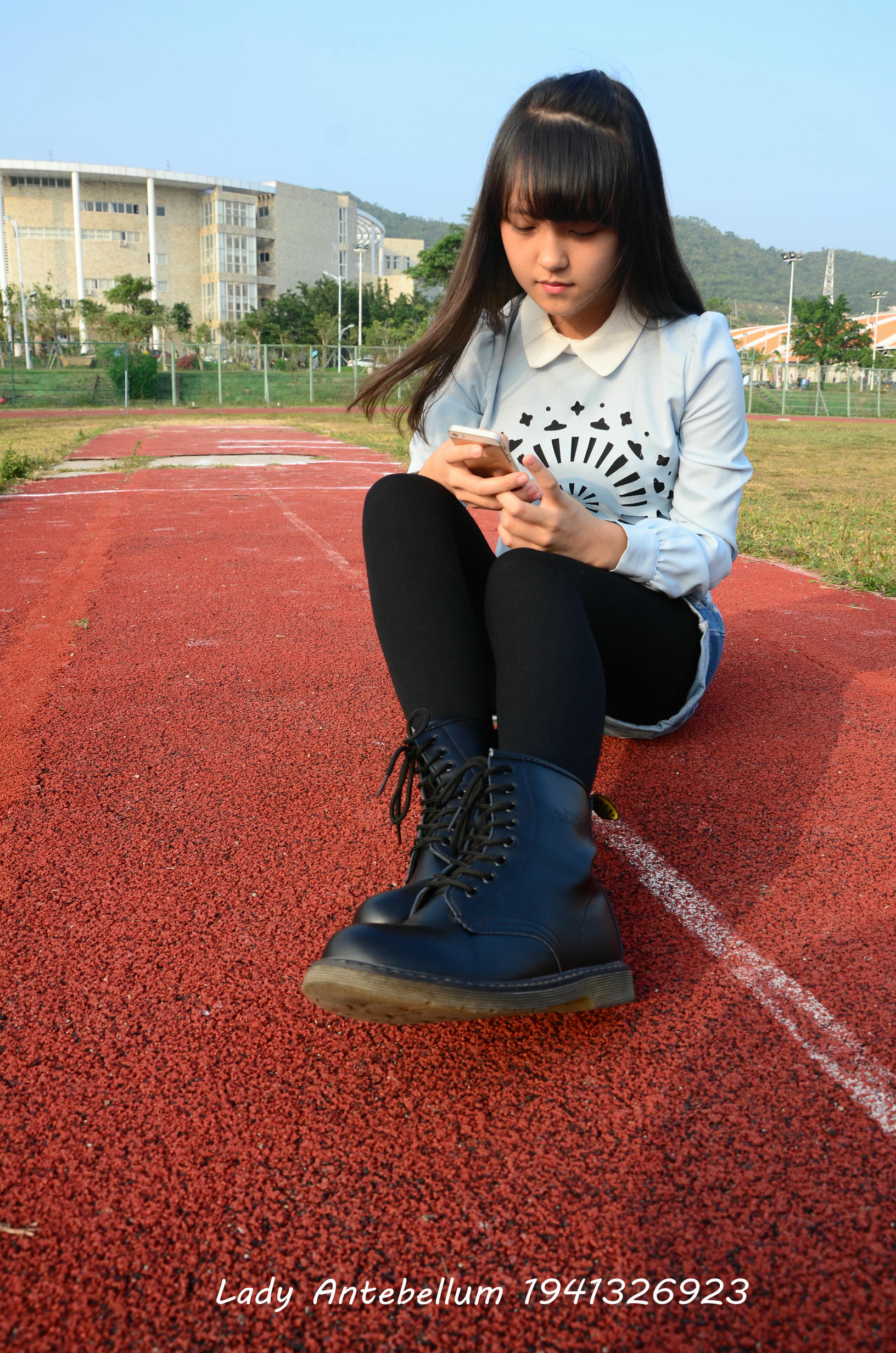 [战前女神] 恋足美腿棉袜女神级摄影套图 015 [131P-265MB]_第2集