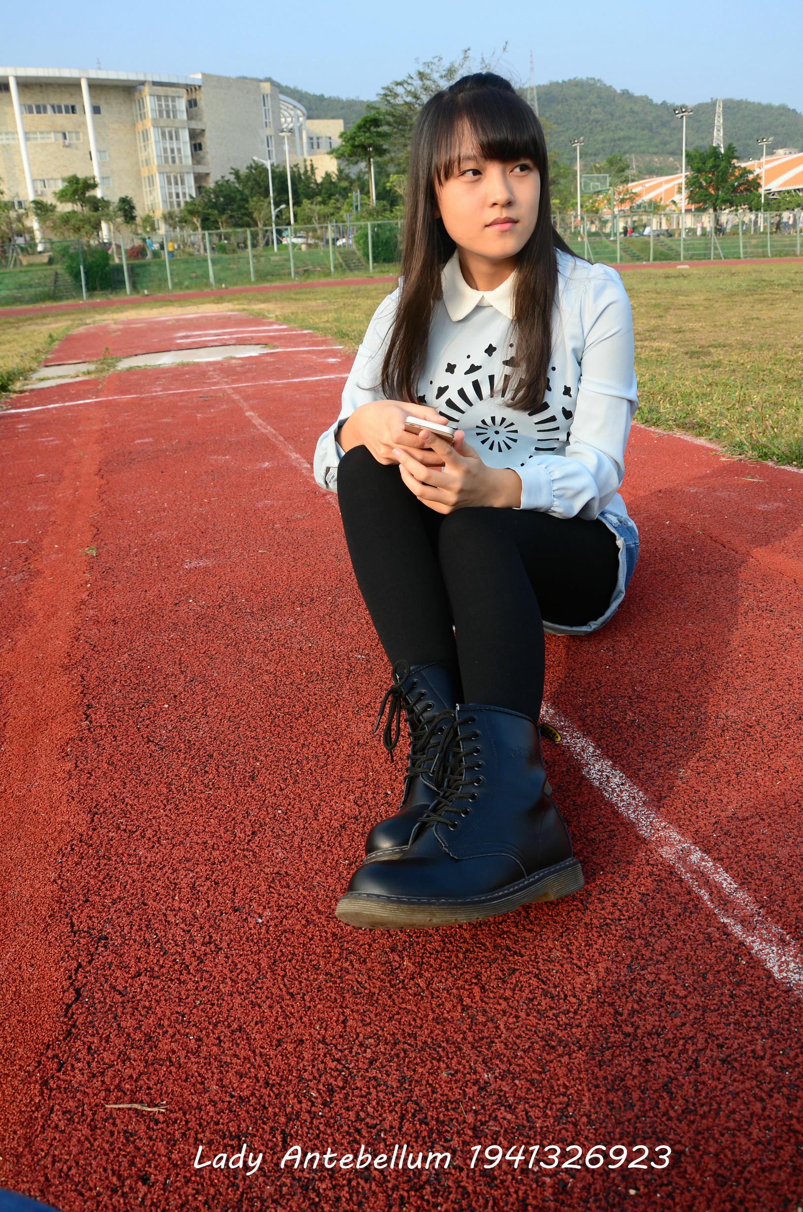 [战前女神] 恋足美腿棉袜女神级摄影套图 015 [131P-265MB]_第2集