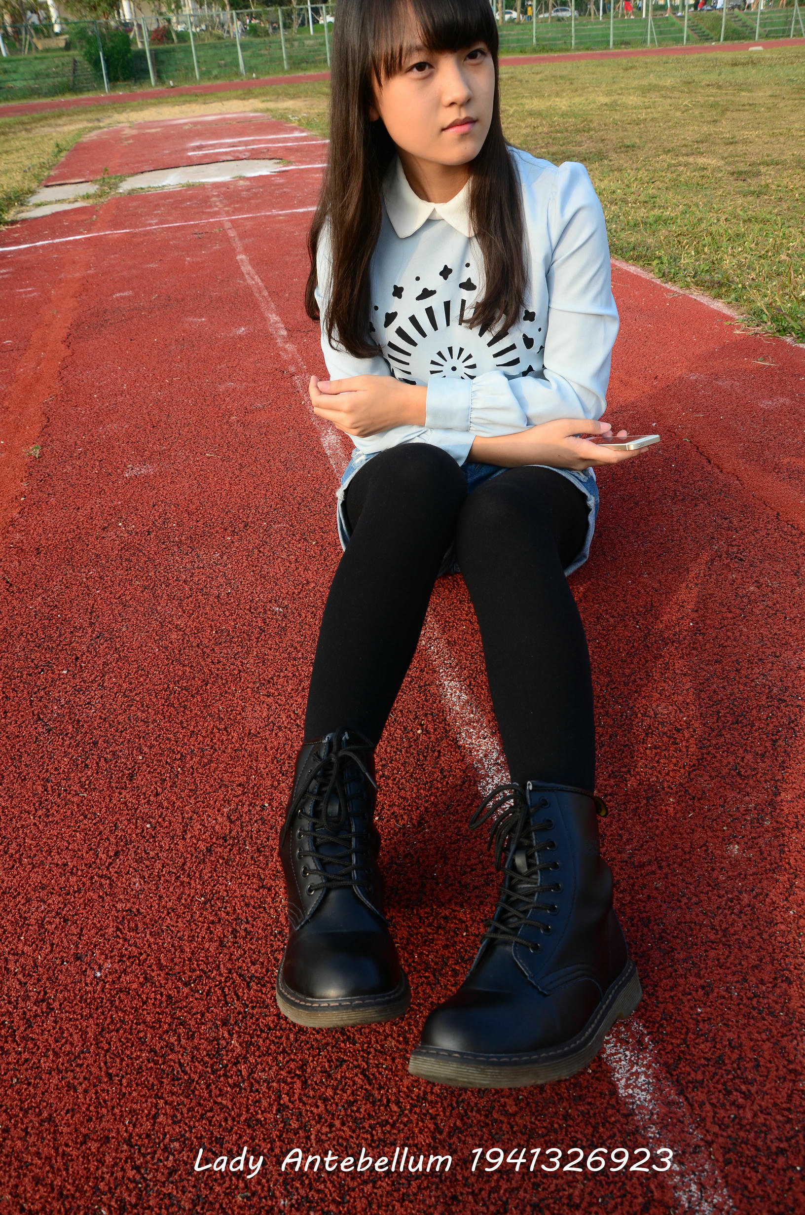 [战前女神] 恋足美腿棉袜女神级摄影套图 015 [131P-265MB]_第2集