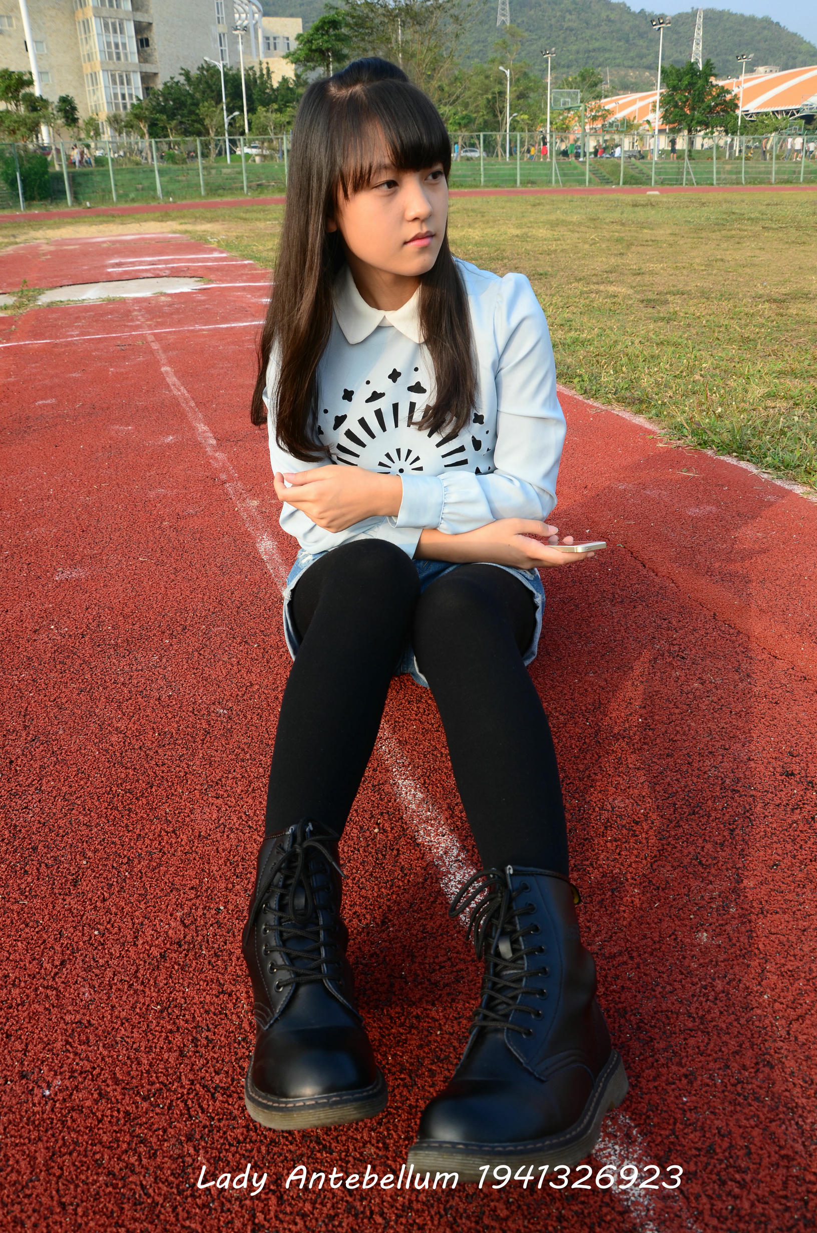 [战前女神] 恋足美腿棉袜女神级摄影套图 015 [131P-265MB]_第2集