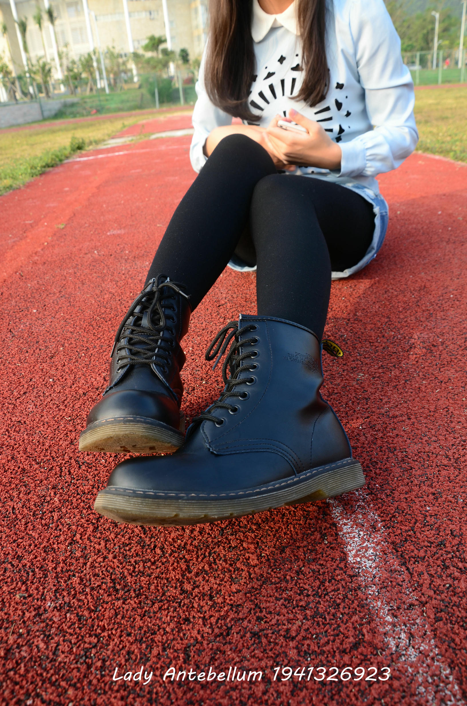 [战前女神] 恋足美腿棉袜女神级摄影套图 015 [131P-265MB]_第2集