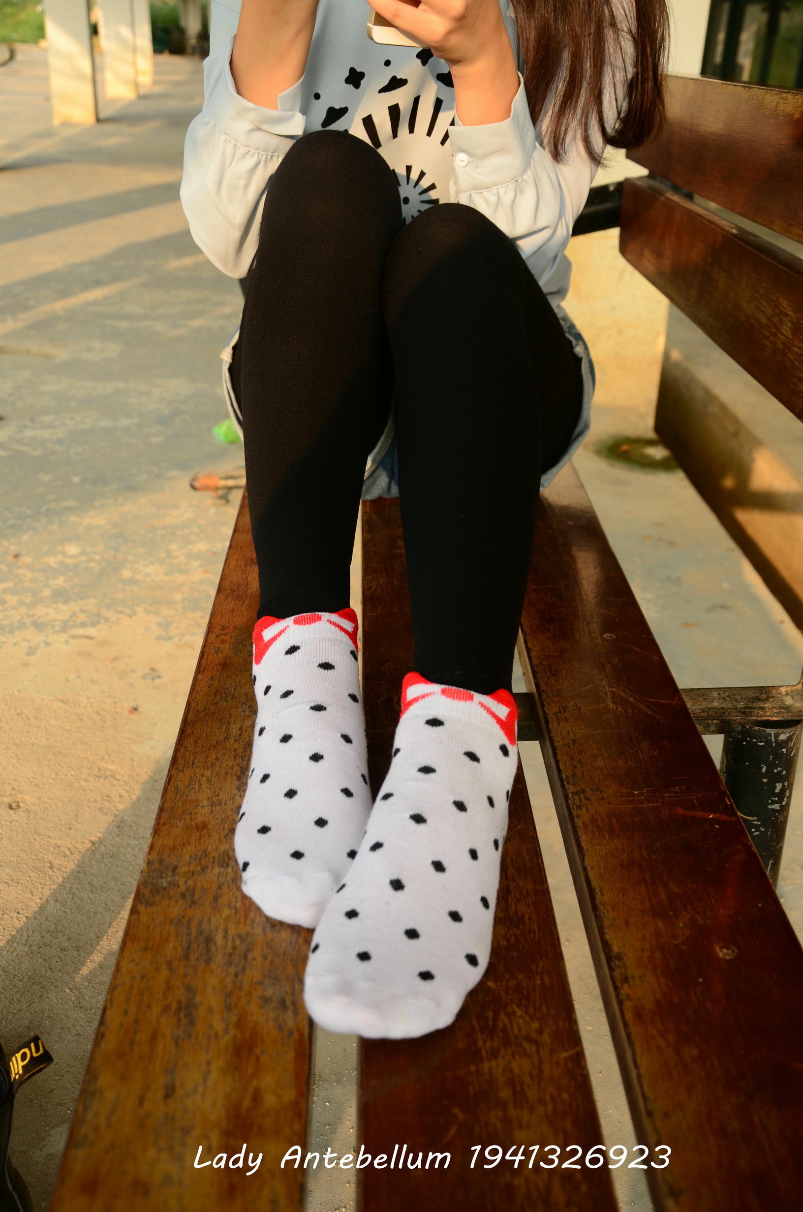 [战前女神] 恋足美腿棉袜女神级摄影套图 015 [131P-265MB]_第5集