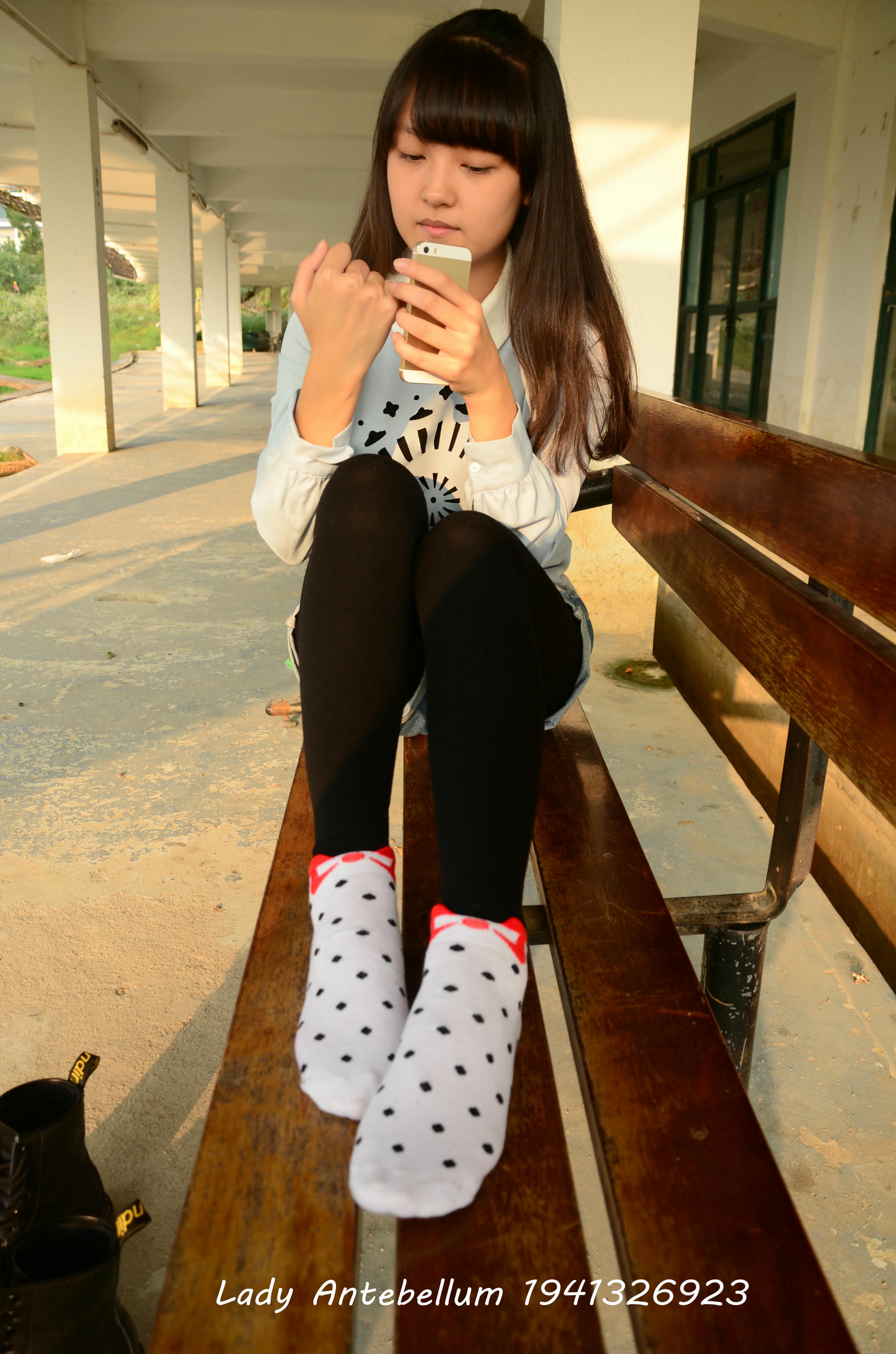 [战前女神] 恋足美腿棉袜女神级摄影套图 015 [131P-265MB]_第5集