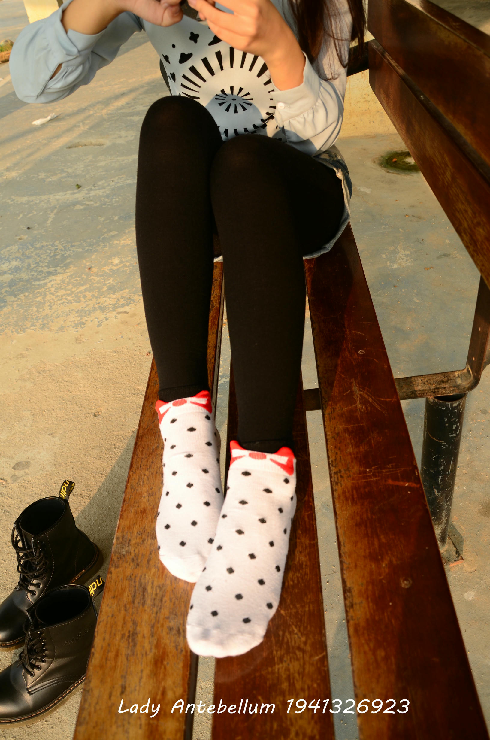 [战前女神] 恋足美腿棉袜女神级摄影套图 015 [131P-265MB]_第5集