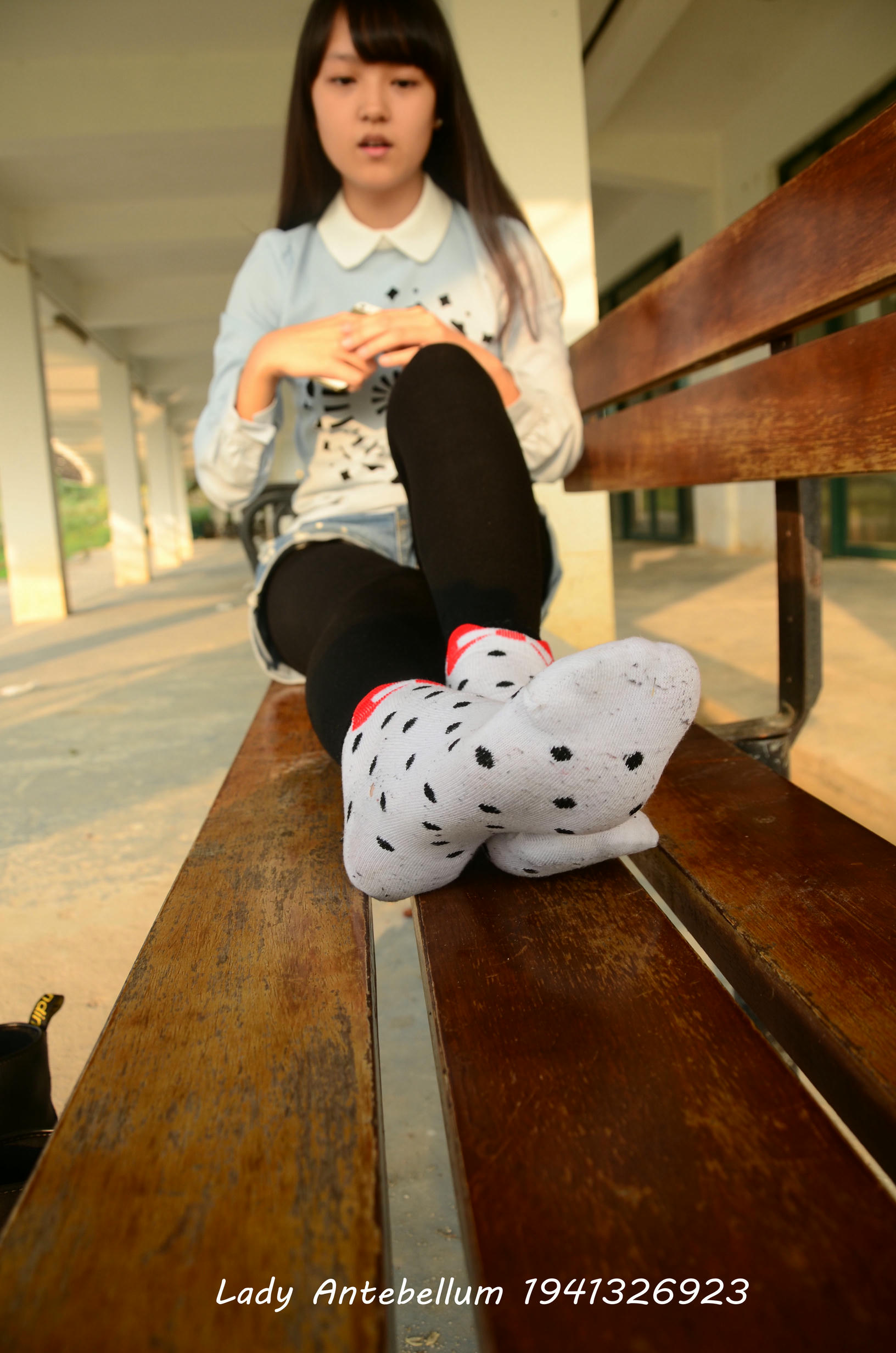 [战前女神] 恋足美腿棉袜女神级摄影套图 015 [131P-265MB]_第5集