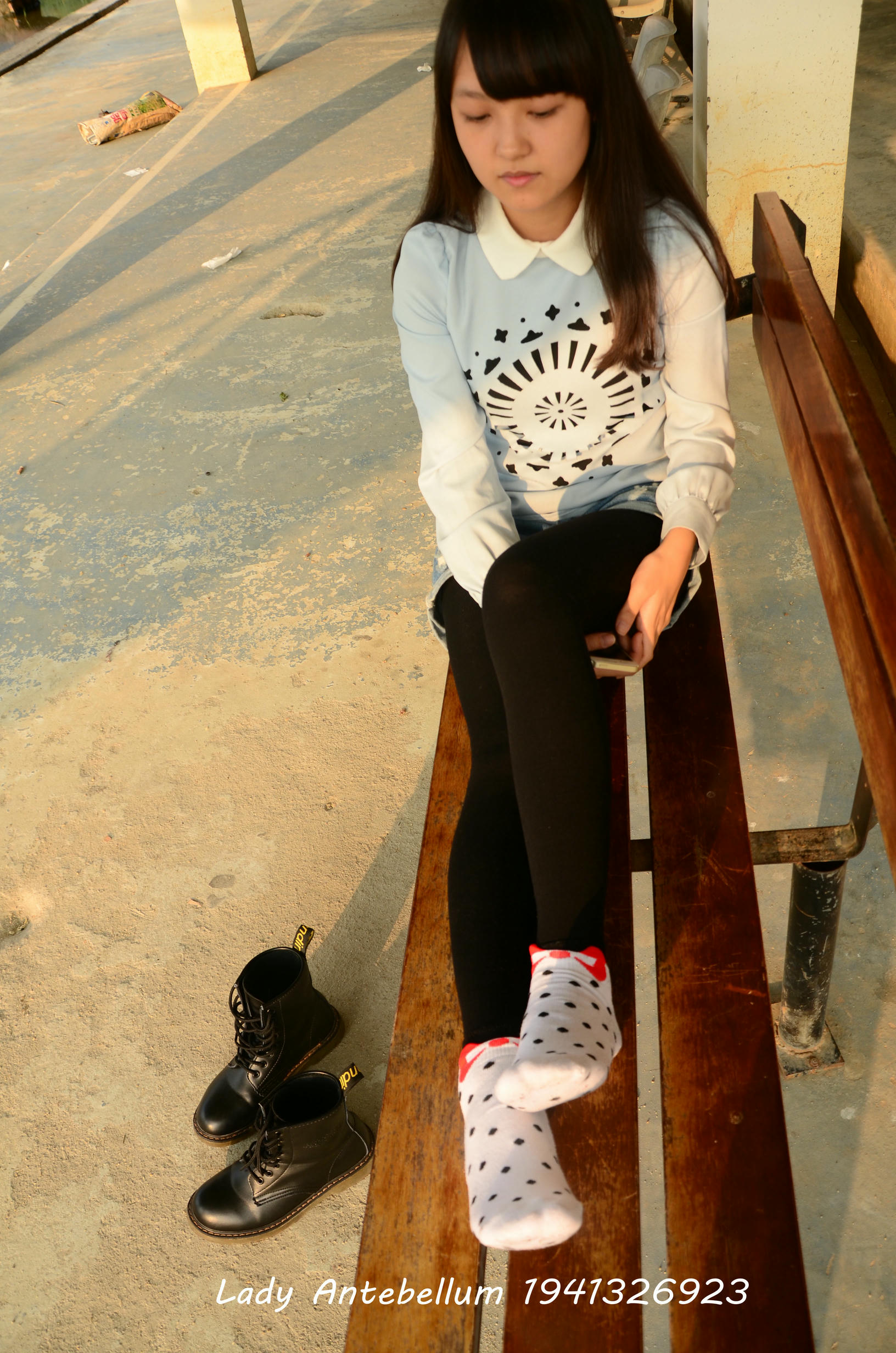 [战前女神] 恋足美腿棉袜女神级摄影套图 015 [131P-265MB]_第5集