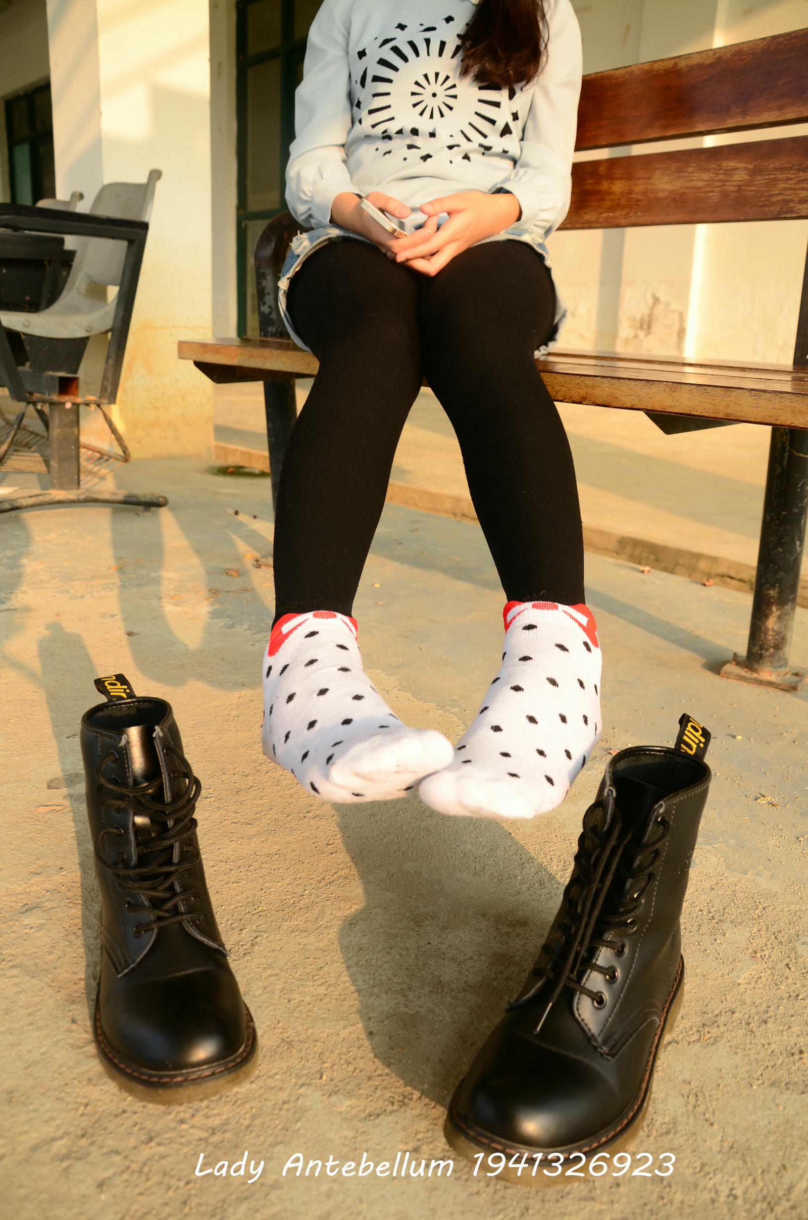 [战前女神] 恋足美腿棉袜女神级摄影套图 015 [131P-265MB]_第5集