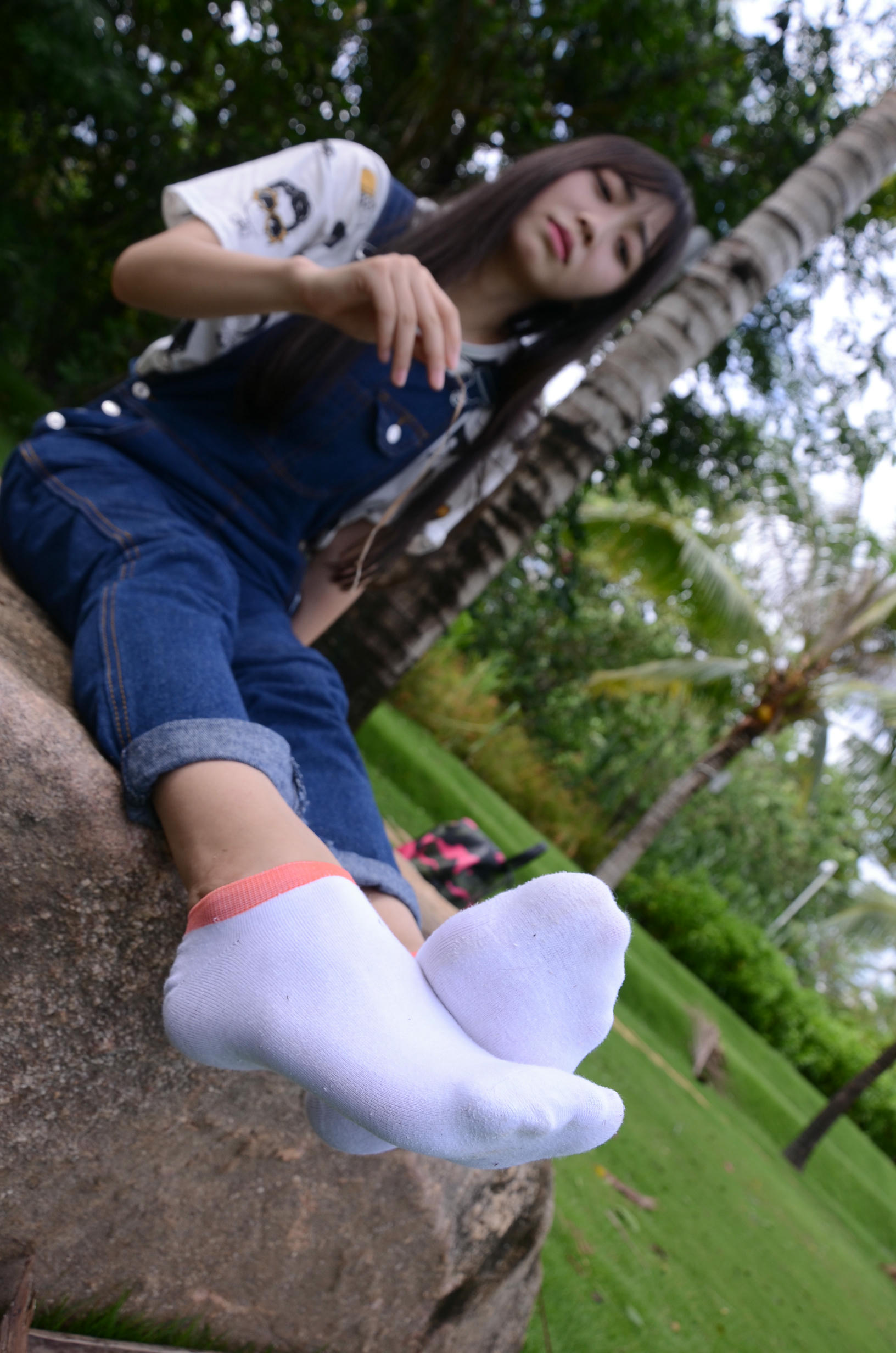 [战前女神] 恋足美腿棉袜女神级摄影套图 封山之作2 [271P+767M]_第5集