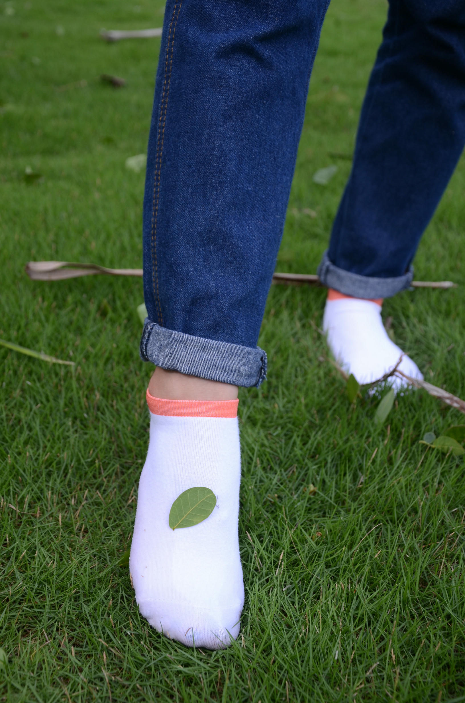 [战前女神] 恋足美腿棉袜女神级摄影套图 封山之作2 [271P+767M]_第7集