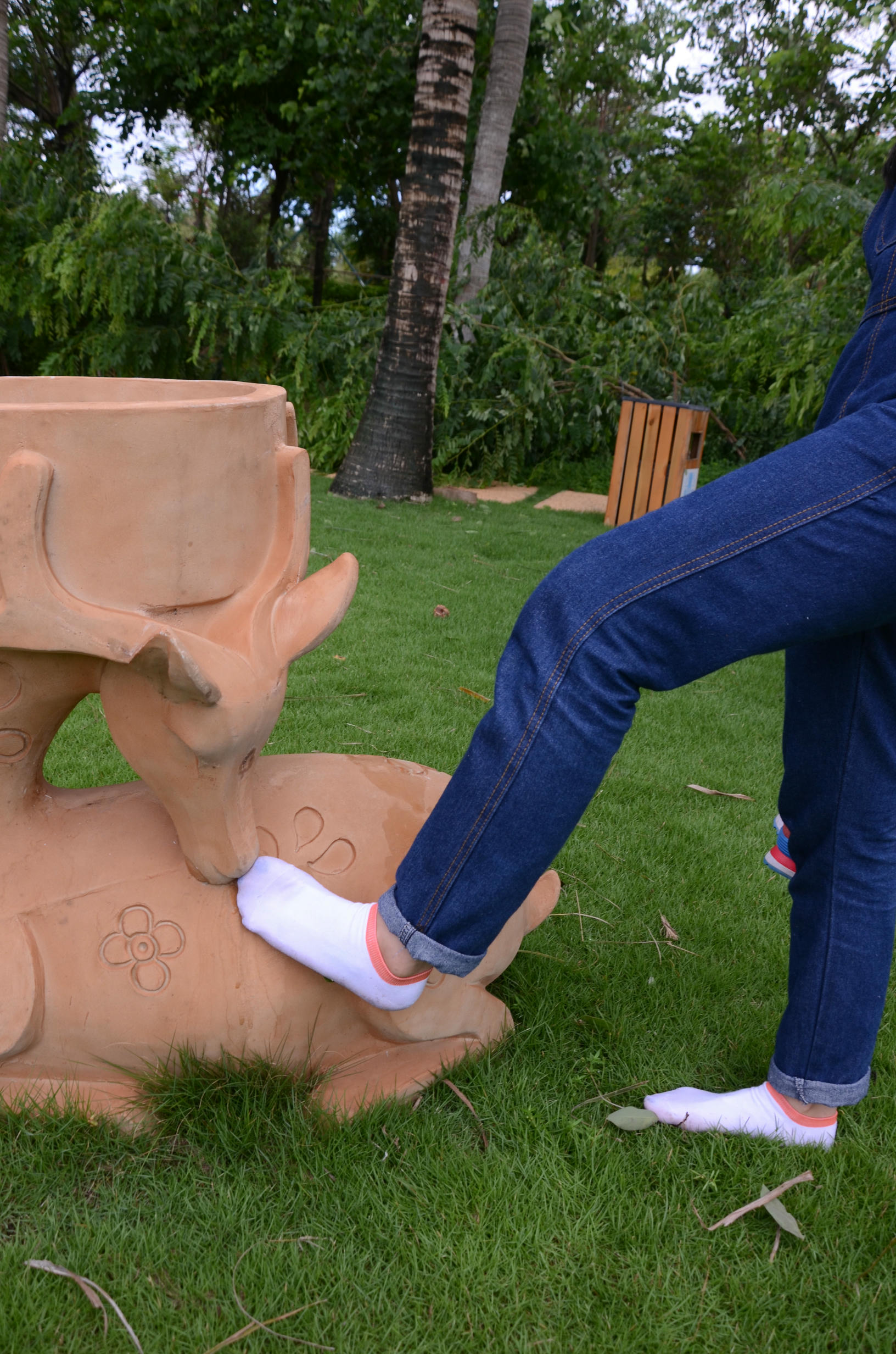 [战前女神] 恋足美腿棉袜女神级摄影套图 封山之作2 [271P+767M]_第8集