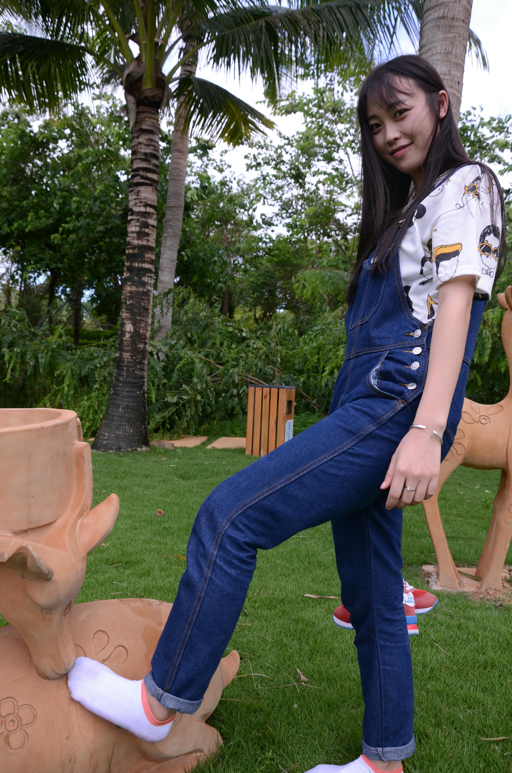 [战前女神] 恋足美腿棉袜女神级摄影套图 封山之作2 [271P+767M]_第8集