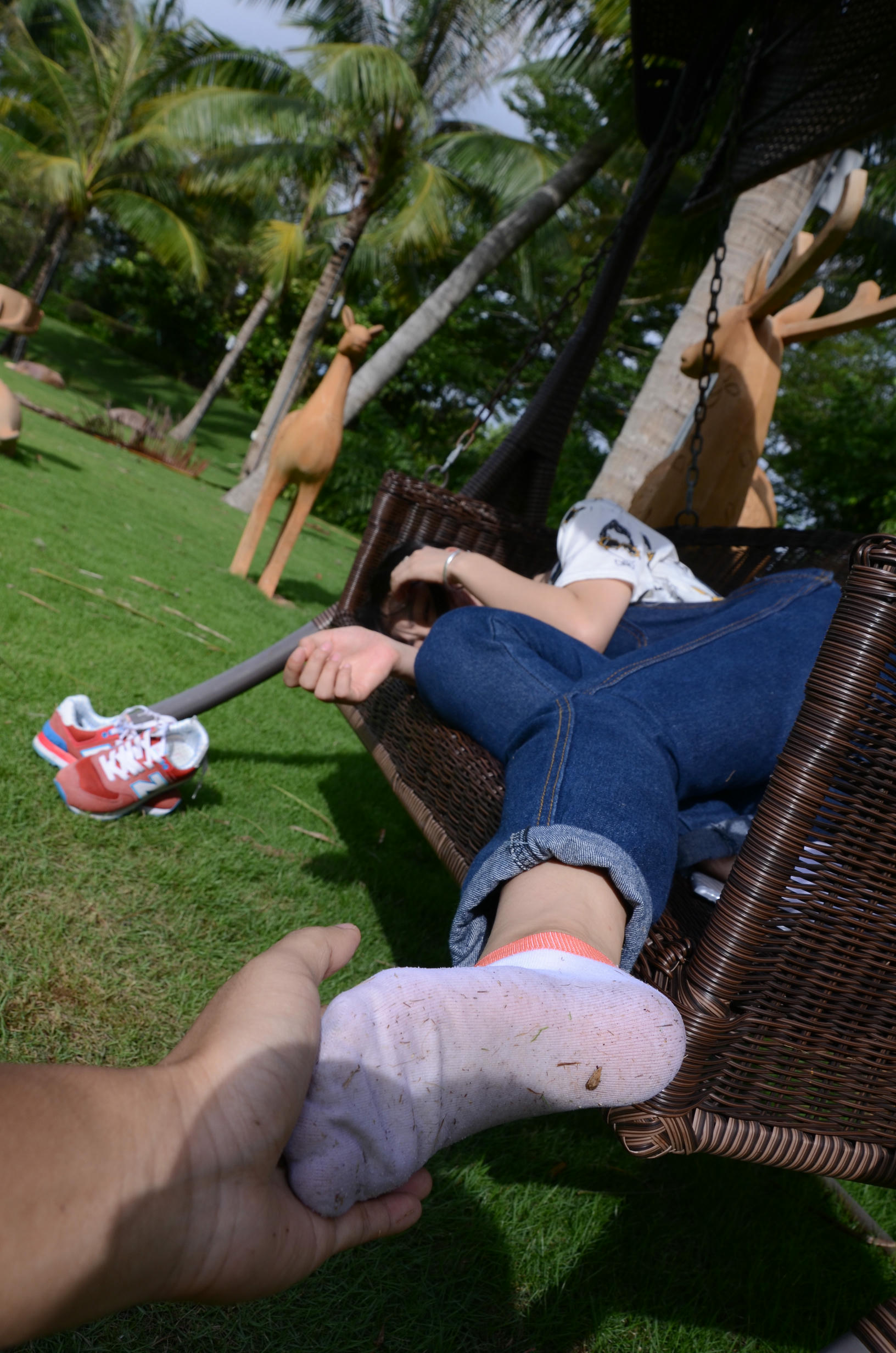 [战前女神] 恋足美腿棉袜女神级摄影套图 封山之作2 [271P+767M]_第12集