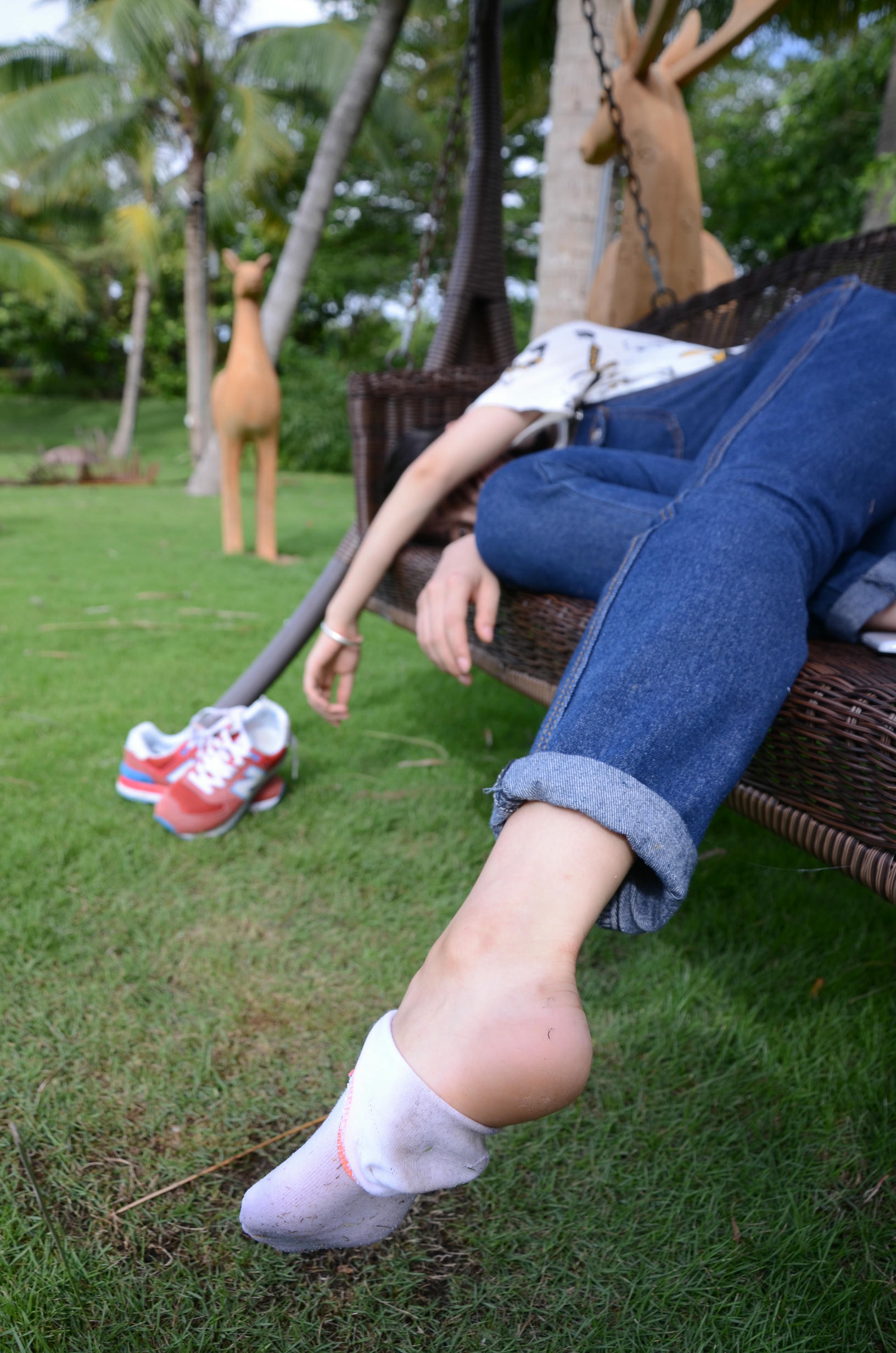 [战前女神] 恋足美腿棉袜女神级摄影套图 封山之作2 [271P+767M]_第12集