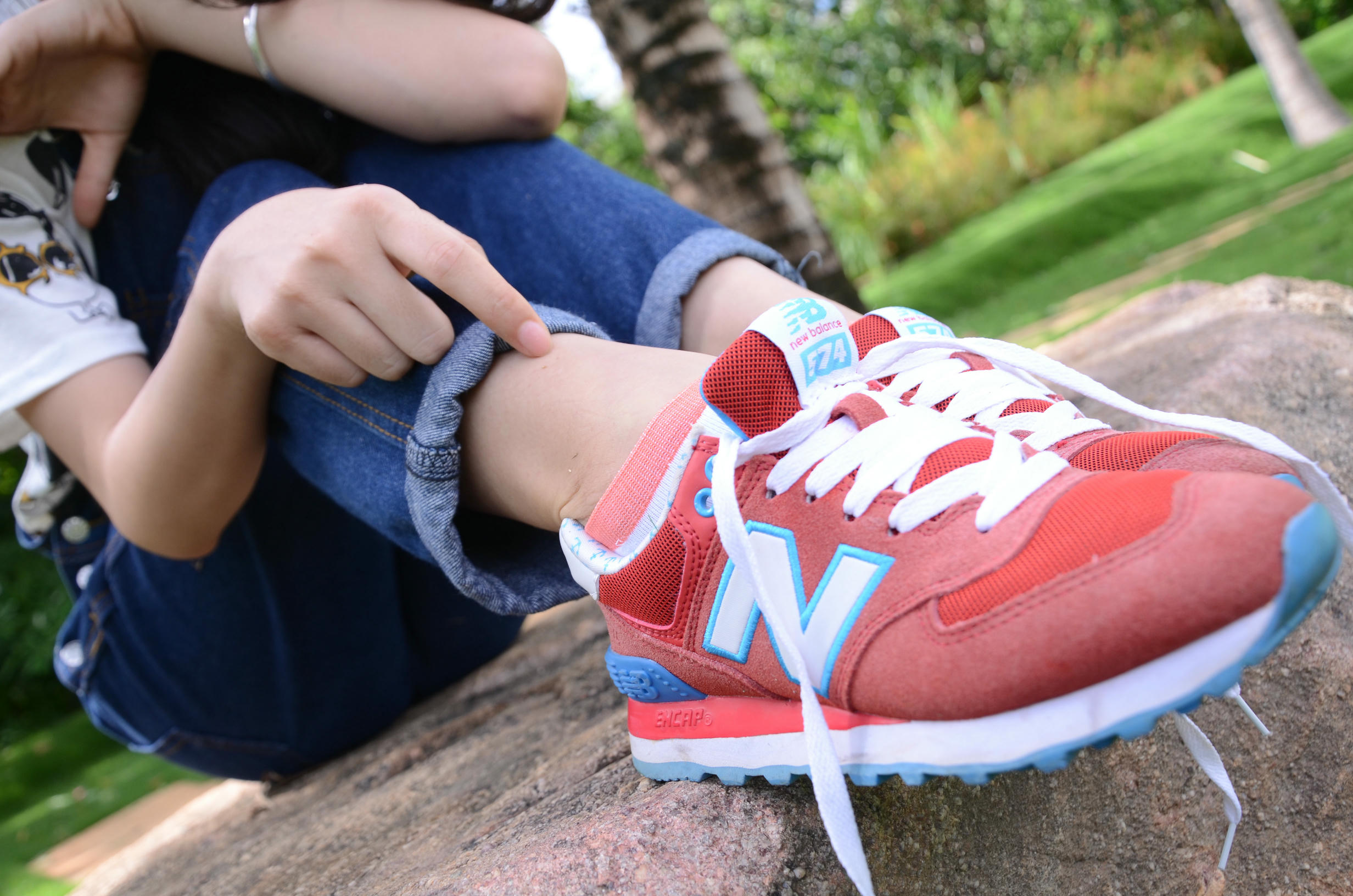 [战前女神] 恋足美腿棉袜女神级摄影套图 封山之作2 [271P+767M]_第2集