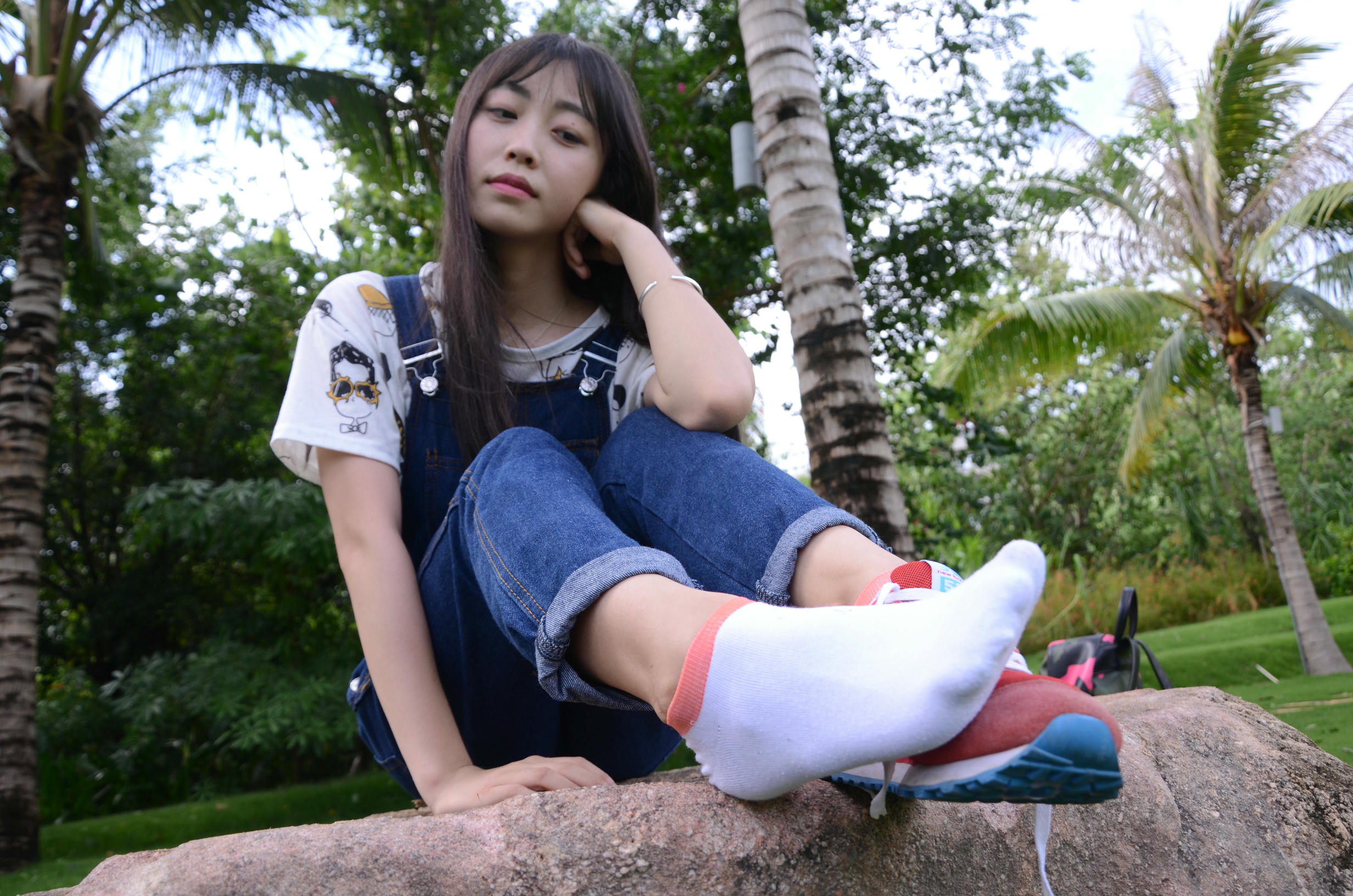 [战前女神] 恋足美腿棉袜女神级摄影套图 封山之作2 [271P+767M]_第4集