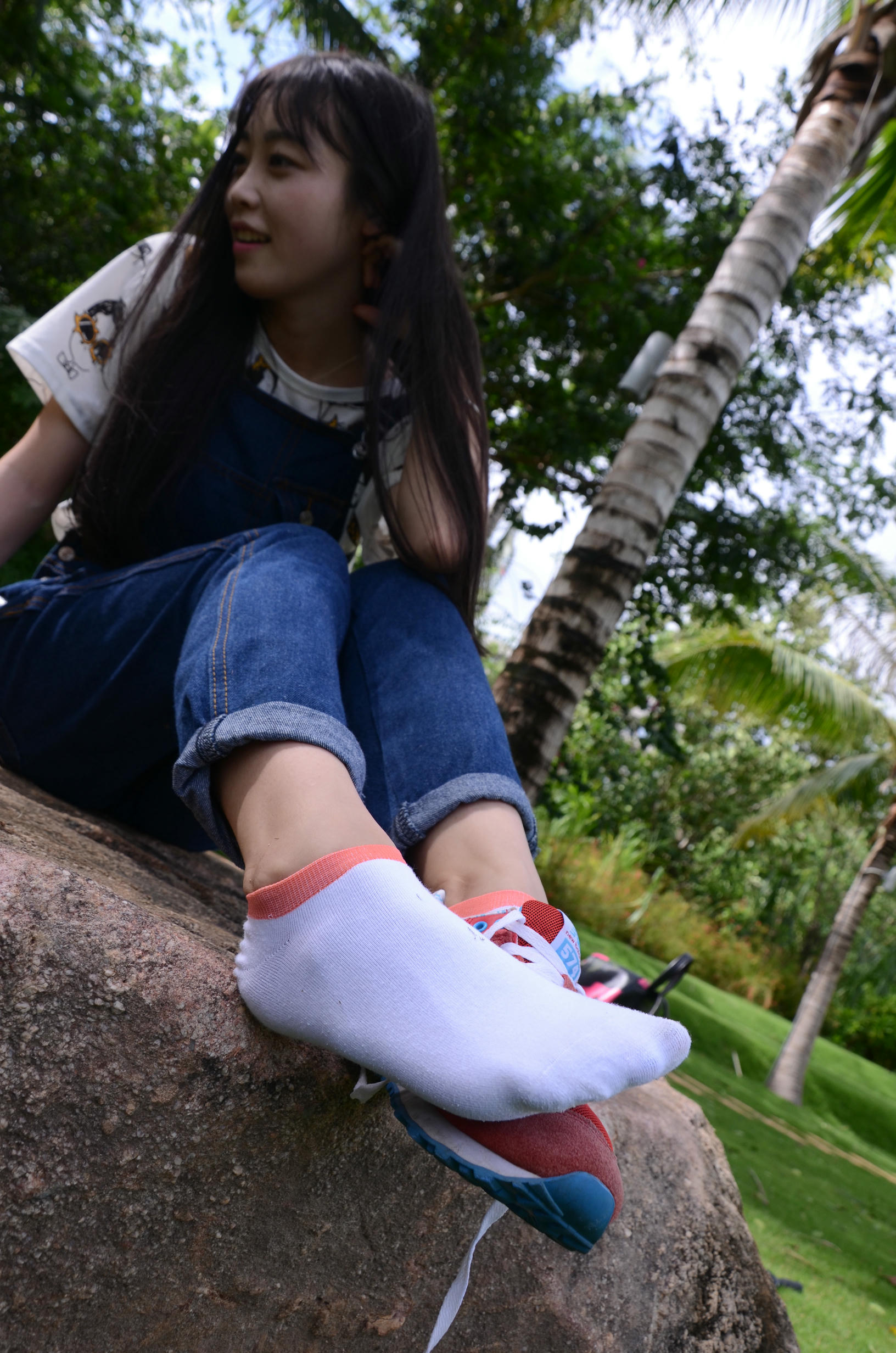 [战前女神] 恋足美腿棉袜女神级摄影套图 封山之作2 [271P+767M]_第4集