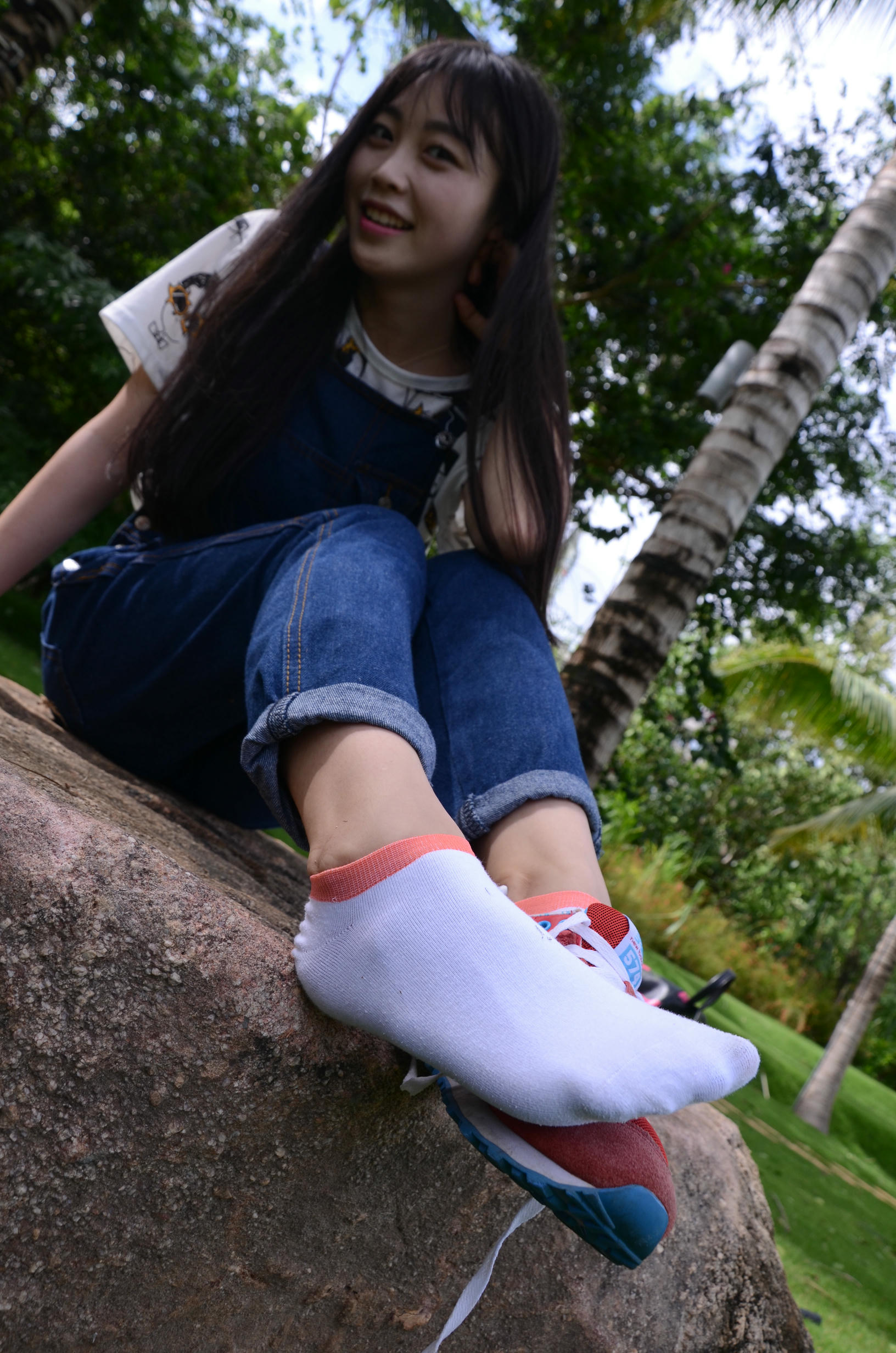 [战前女神] 恋足美腿棉袜女神级摄影套图 封山之作2 [271P+767M]_第4集