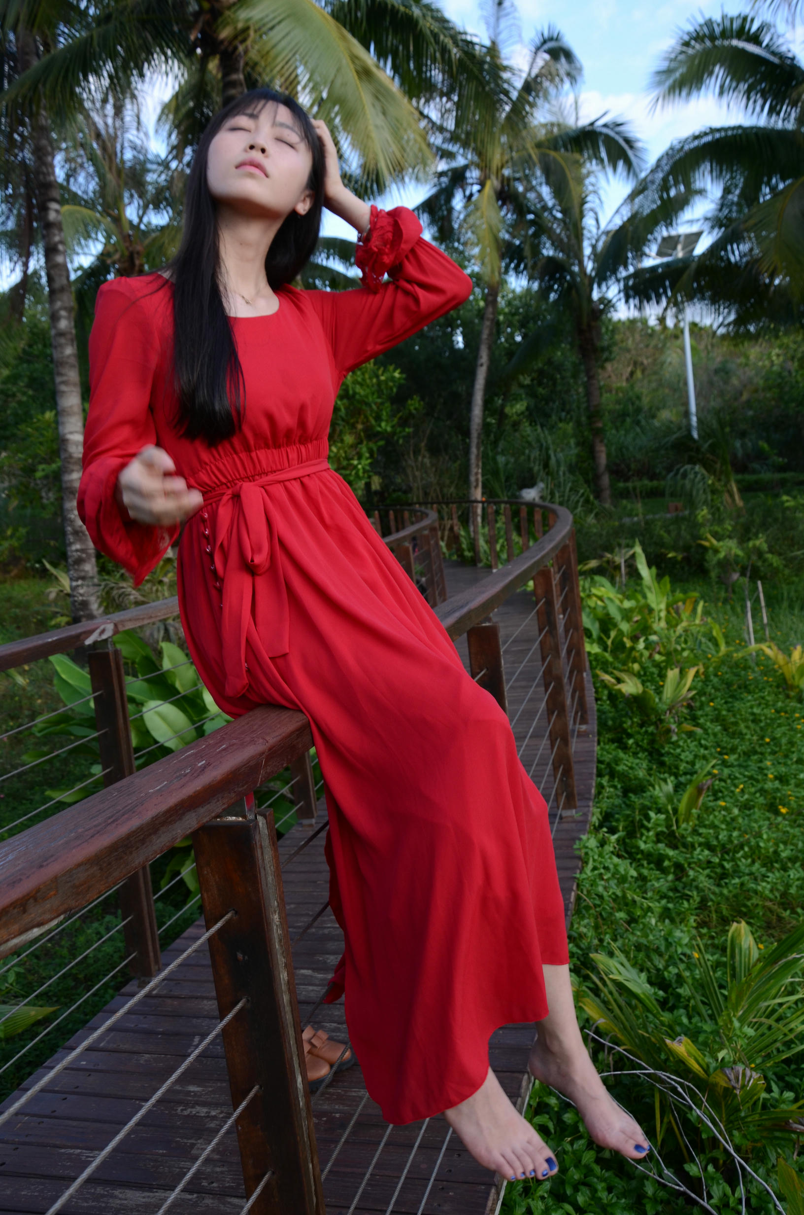 [战前女神] 恋足美腿棉袜女神级摄影套图 封山之作3 [344P+918M]_第1集