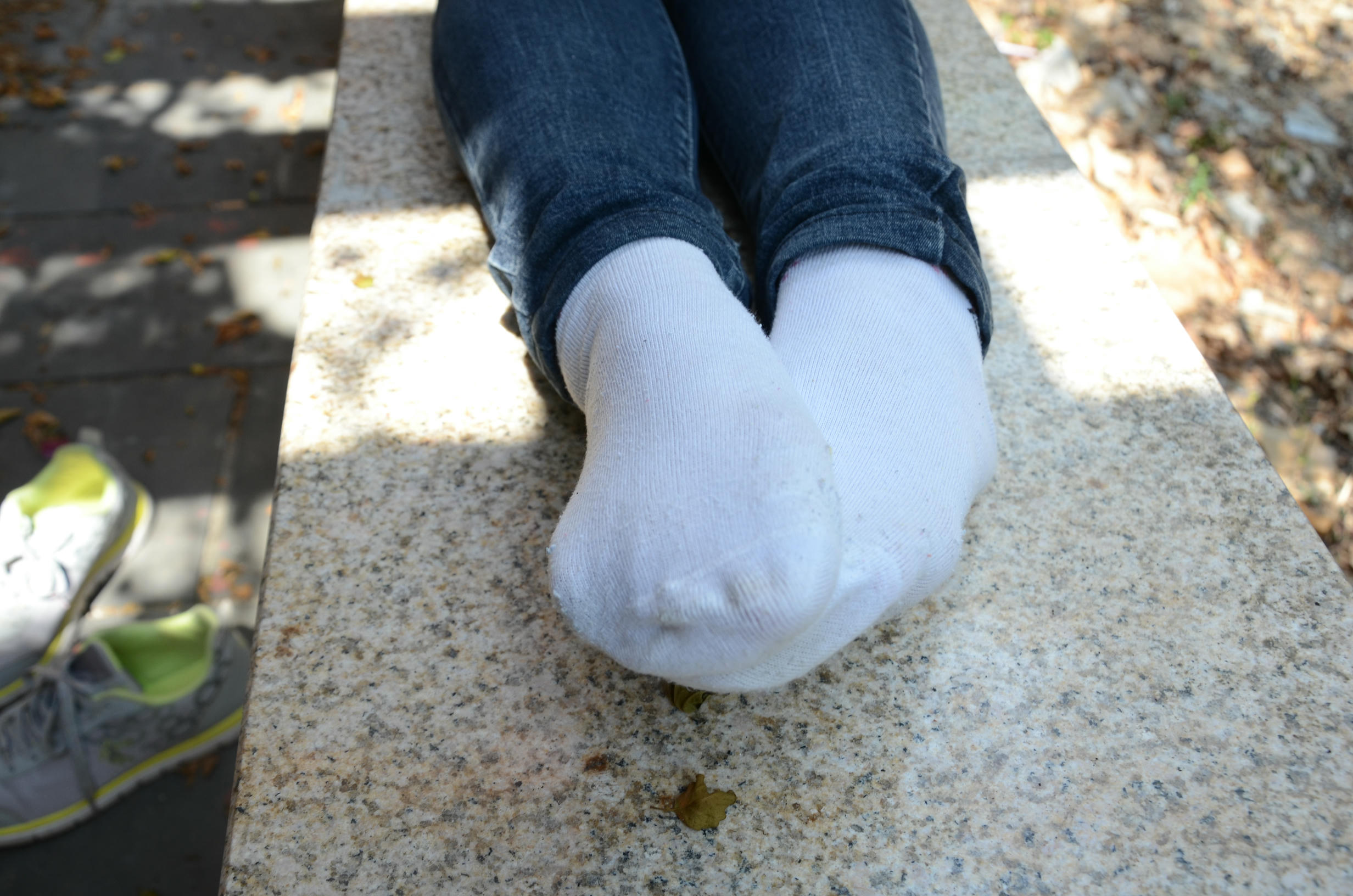 [战前女神] 恋足美腿棉袜女神级摄影套图 赠图 [40P+240M]_第2集