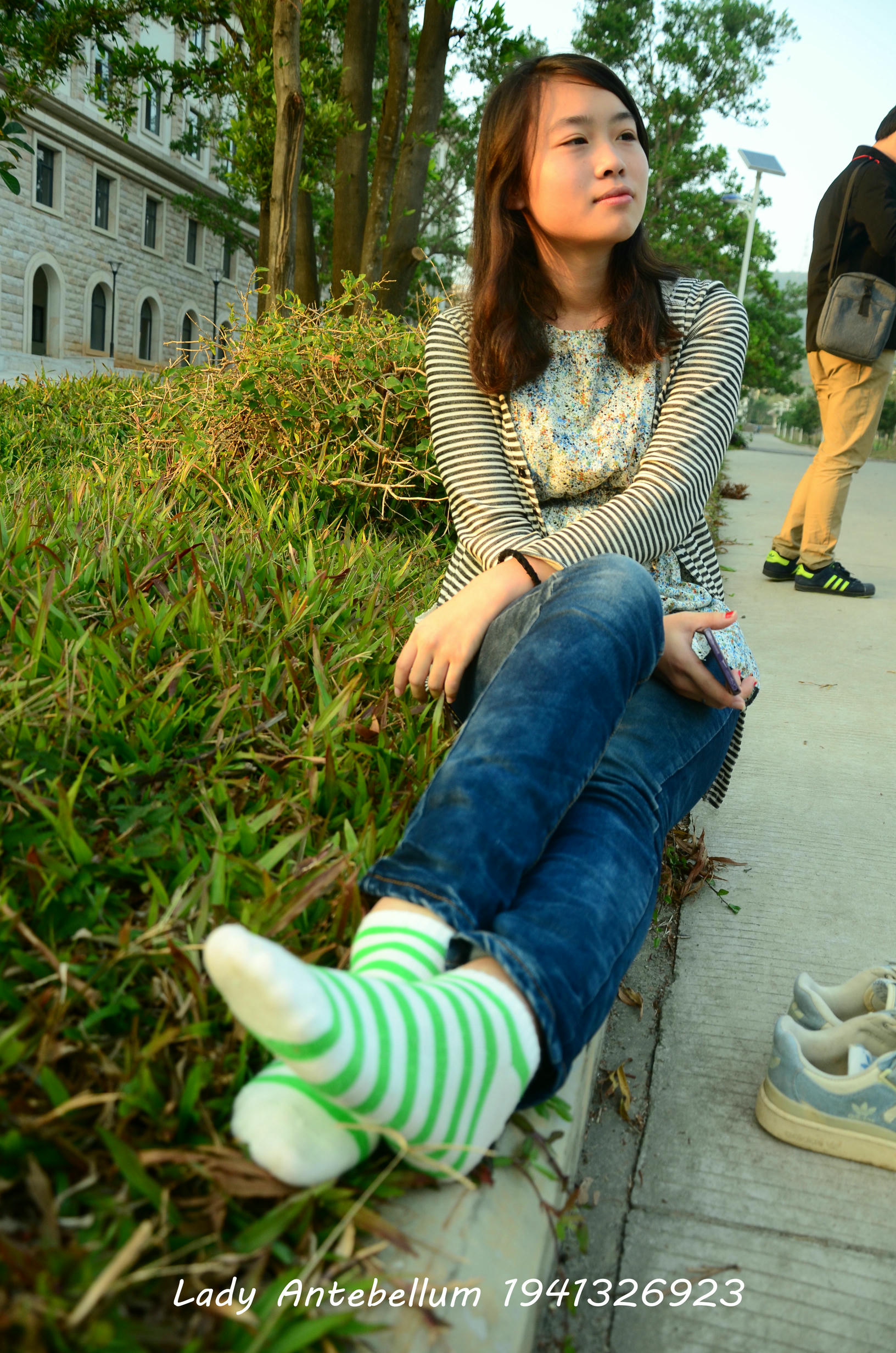 [战前女神] 恋足美腿棉袜女神级摄影套图 016 [31P-65MB]_第2集