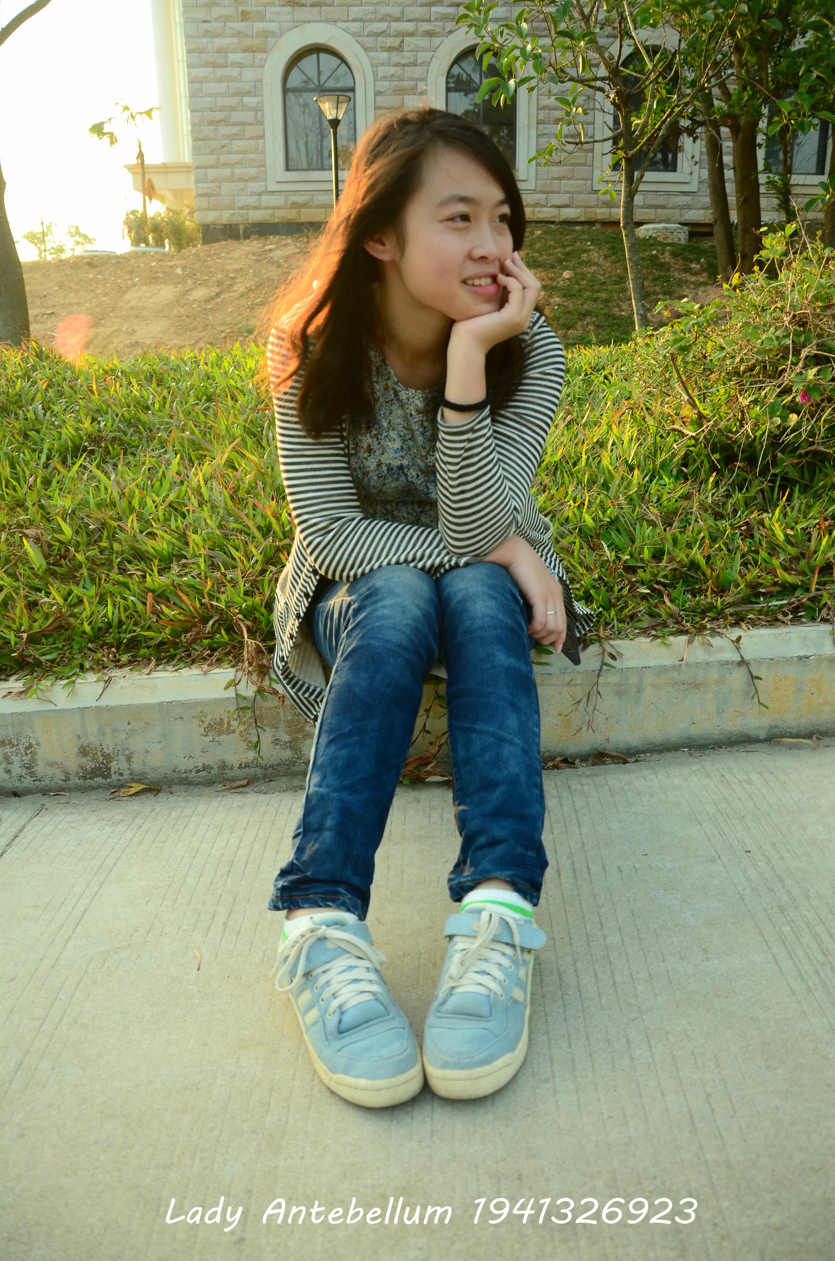 [战前女神] 恋足美腿棉袜女神级摄影套图 016 [31P-65MB]_第1集