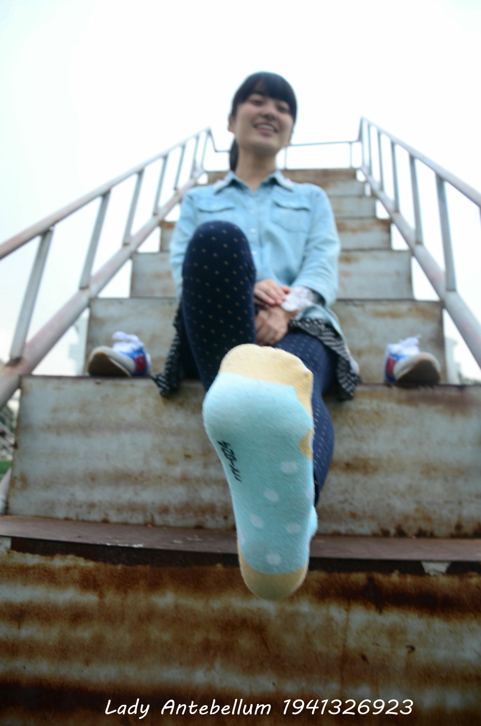 [战前女神] 恋足美腿棉袜女神级摄影套图 018 [136P-255MB]_第6集