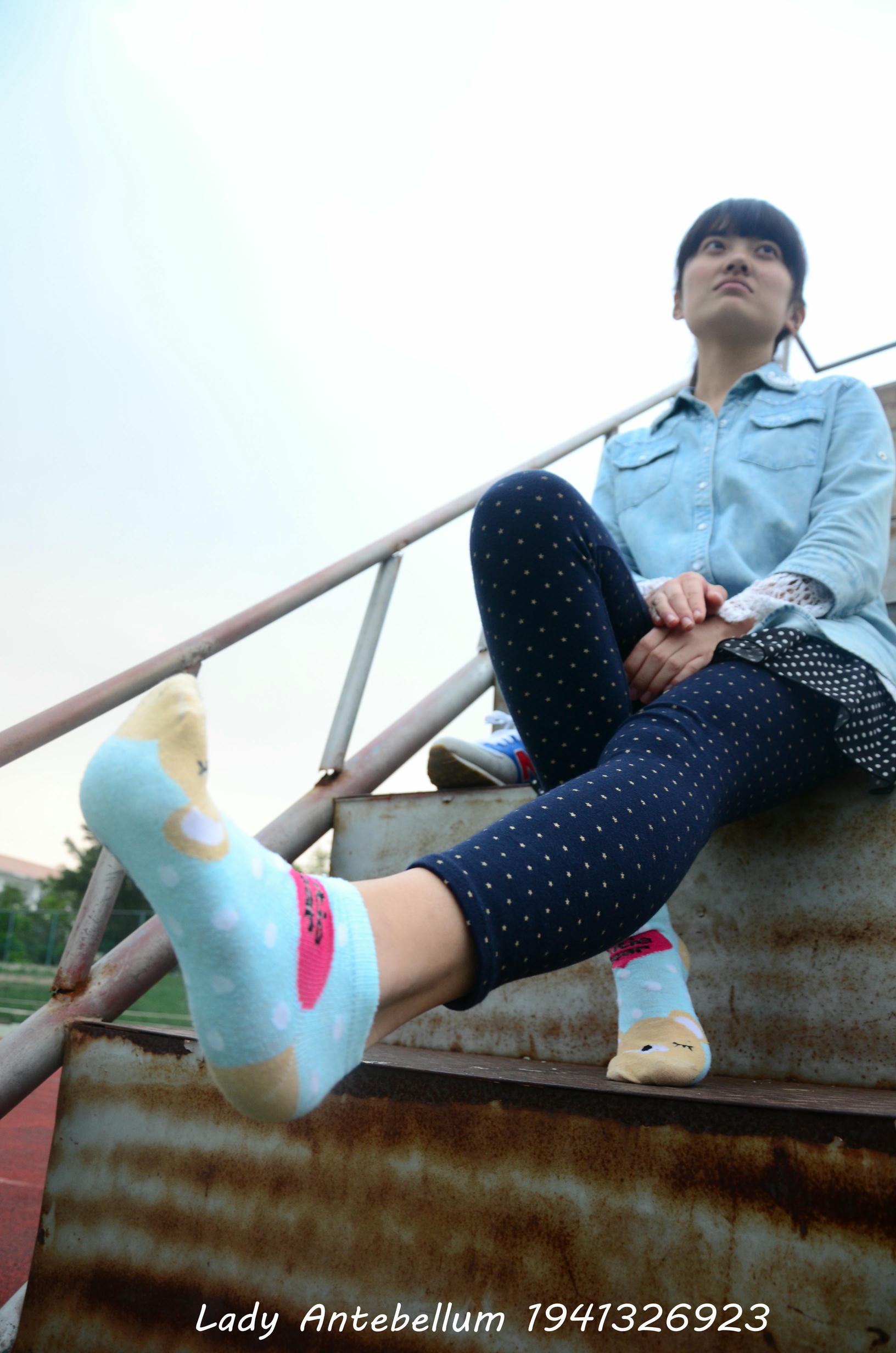 [战前女神] 恋足美腿棉袜女神级摄影套图 018 [136P-255MB]_第7集