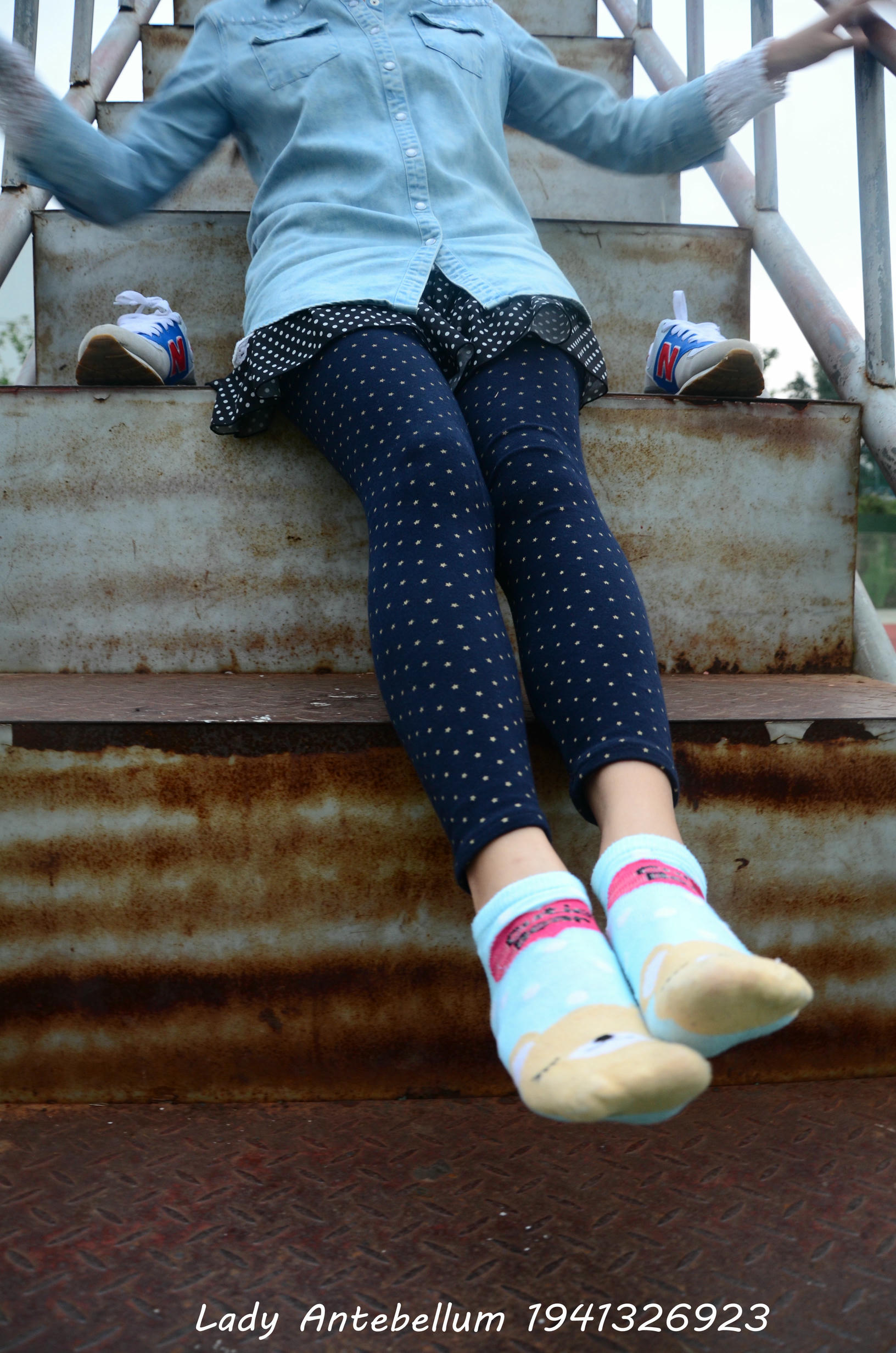 [战前女神] 恋足美腿棉袜女神级摄影套图 018 [136P-255MB]_第7集