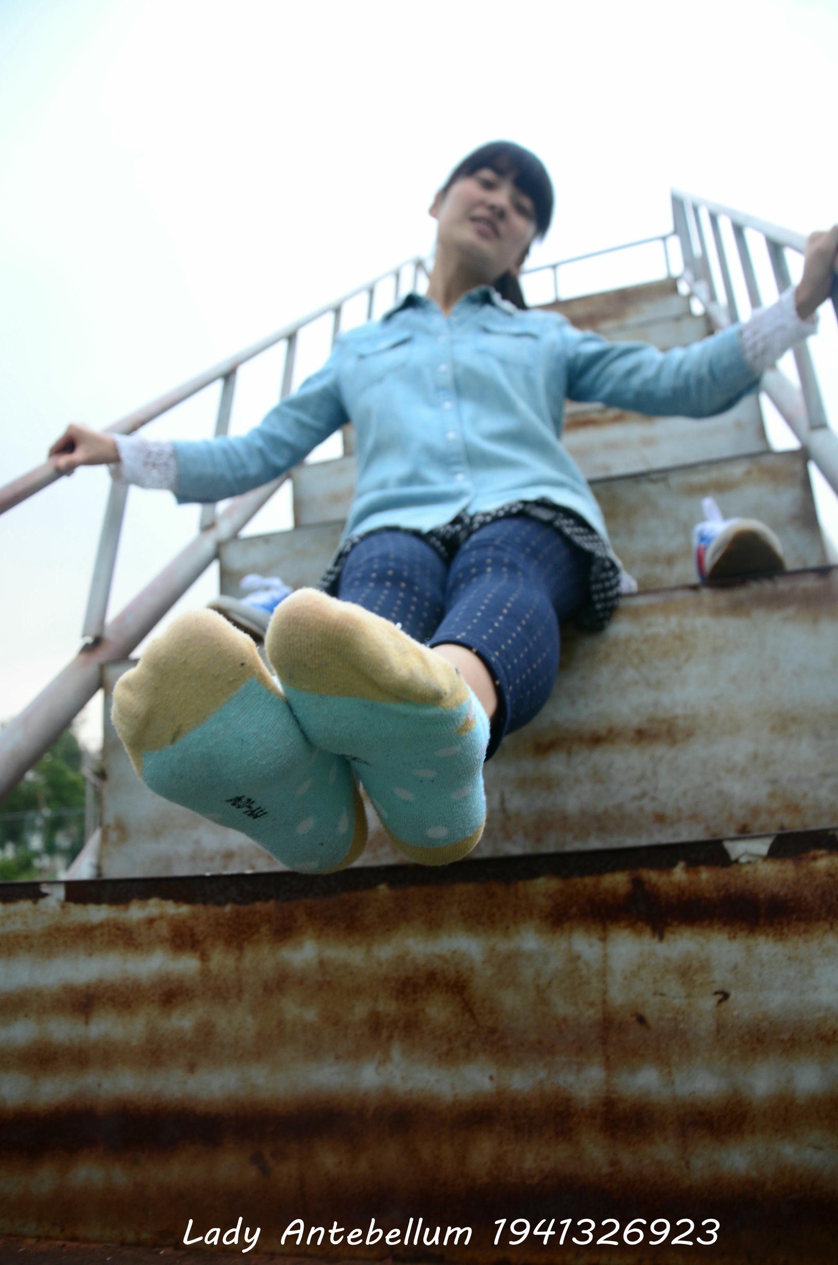 [战前女神] 恋足美腿棉袜女神级摄影套图 018 [136P-255MB]_第7集