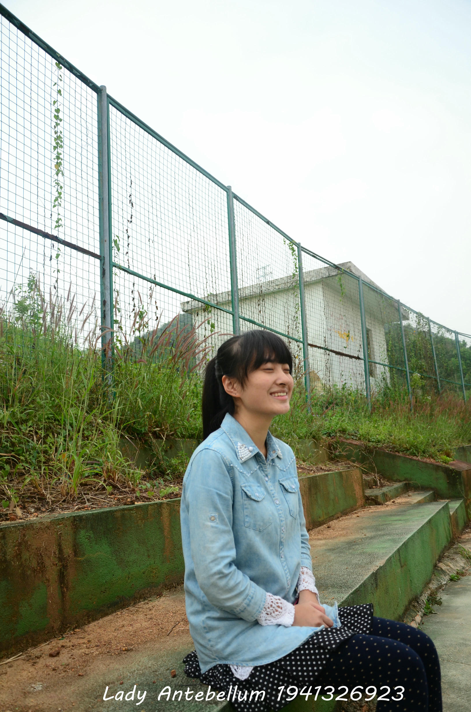 [战前女神] 恋足美腿棉袜女神级摄影套图 018 [136P-255MB]_第1集