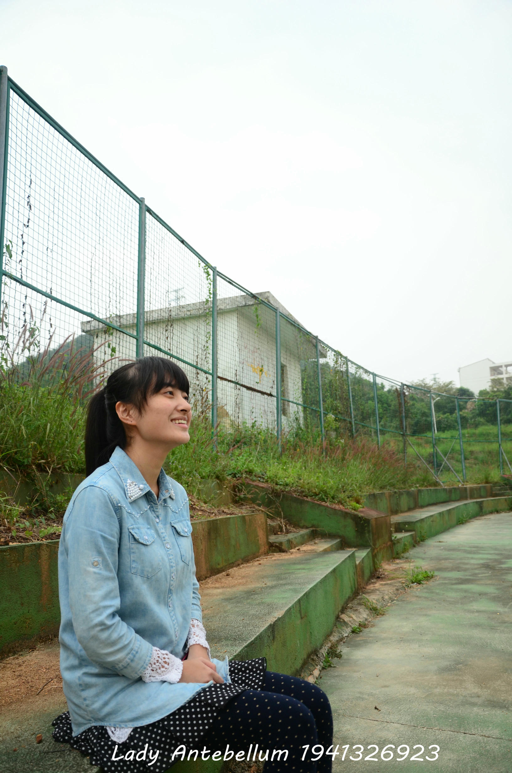 [战前女神] 恋足美腿棉袜女神级摄影套图 018 [136P-255MB]_第1集