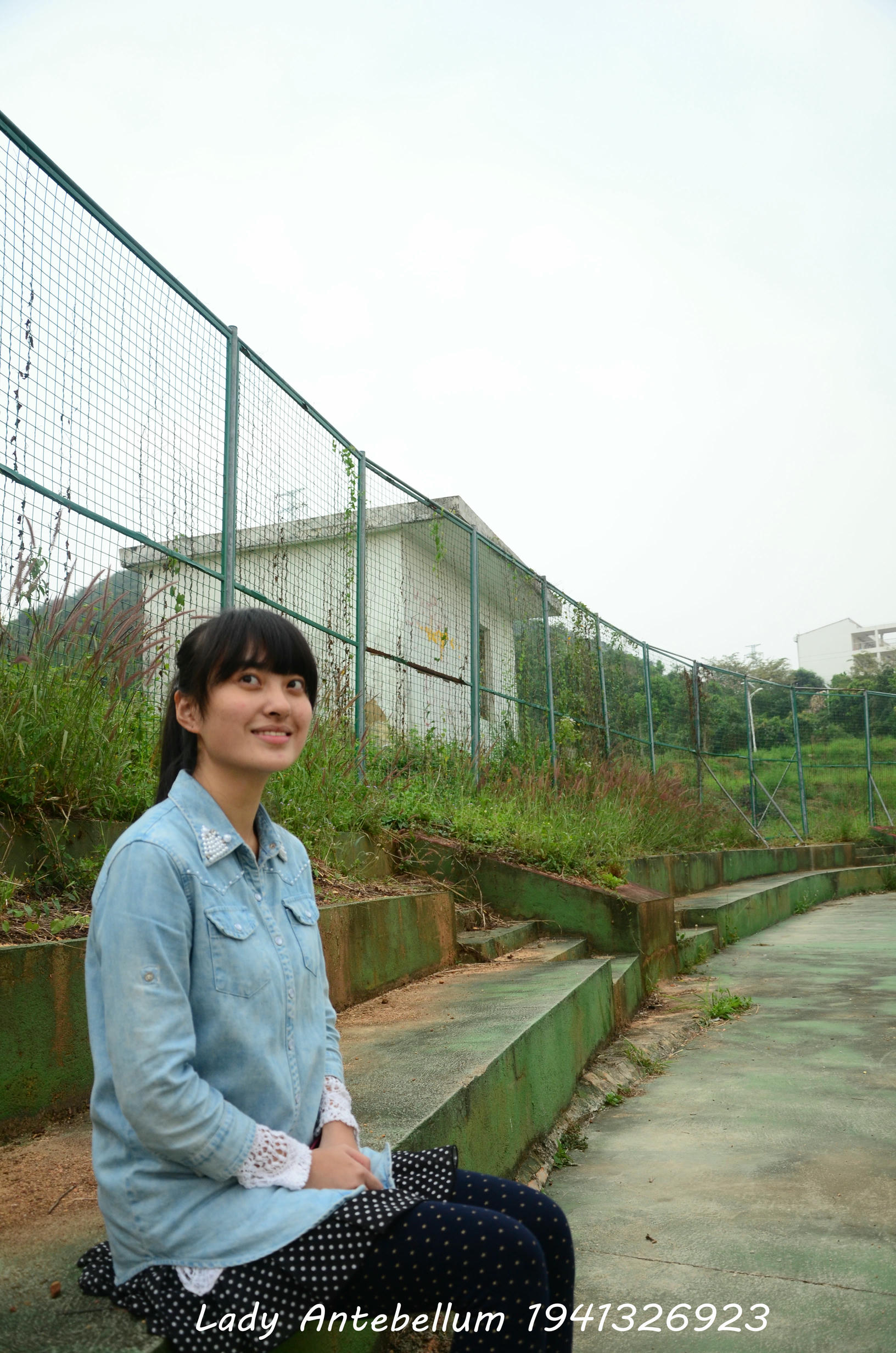 [战前女神] 恋足美腿棉袜女神级摄影套图 018 [136P-255MB]_第1集