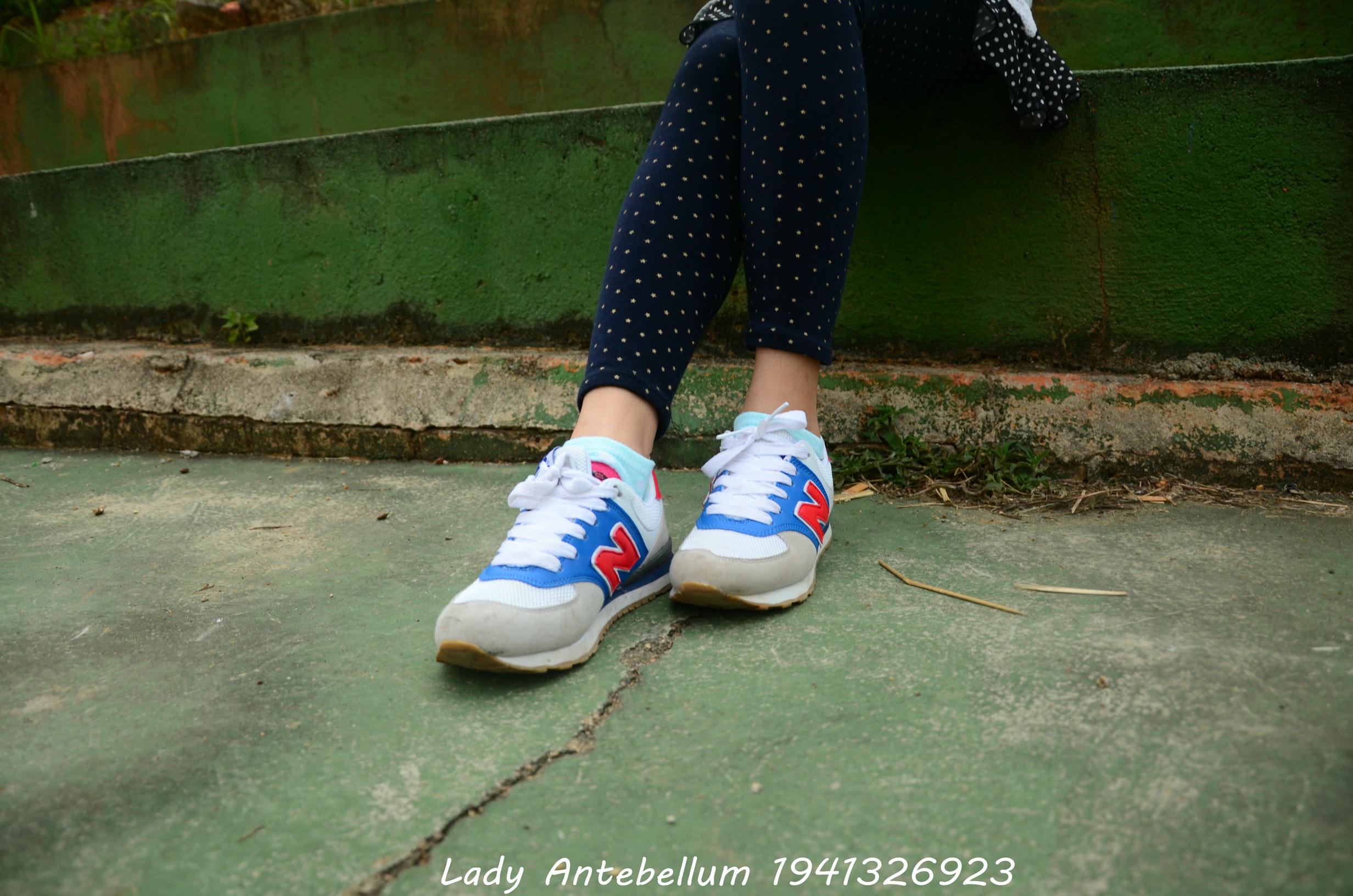 [战前女神] 恋足美腿棉袜女神级摄影套图 018 [136P-255MB]_第2集