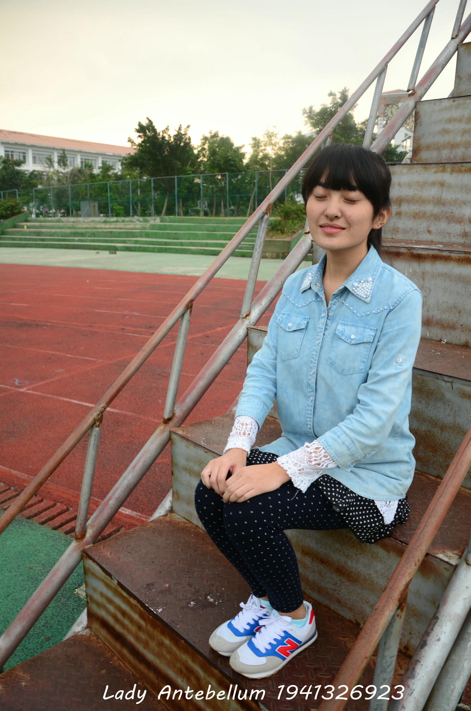 [战前女神] 恋足美腿棉袜女神级摄影套图 018 [136P-255MB]_第2集