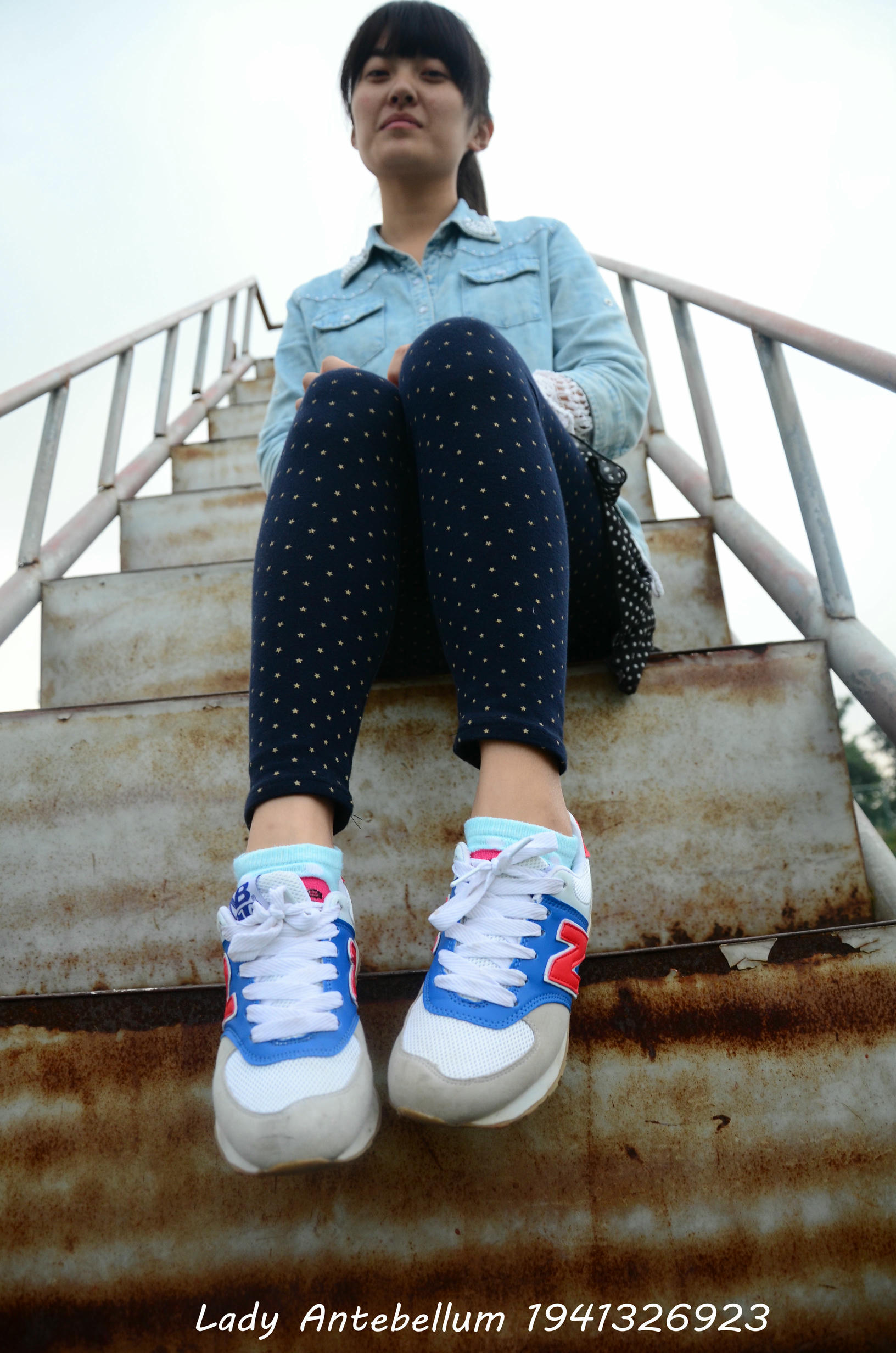 [战前女神] 恋足美腿棉袜女神级摄影套图 018 [136P-255MB]_第2集