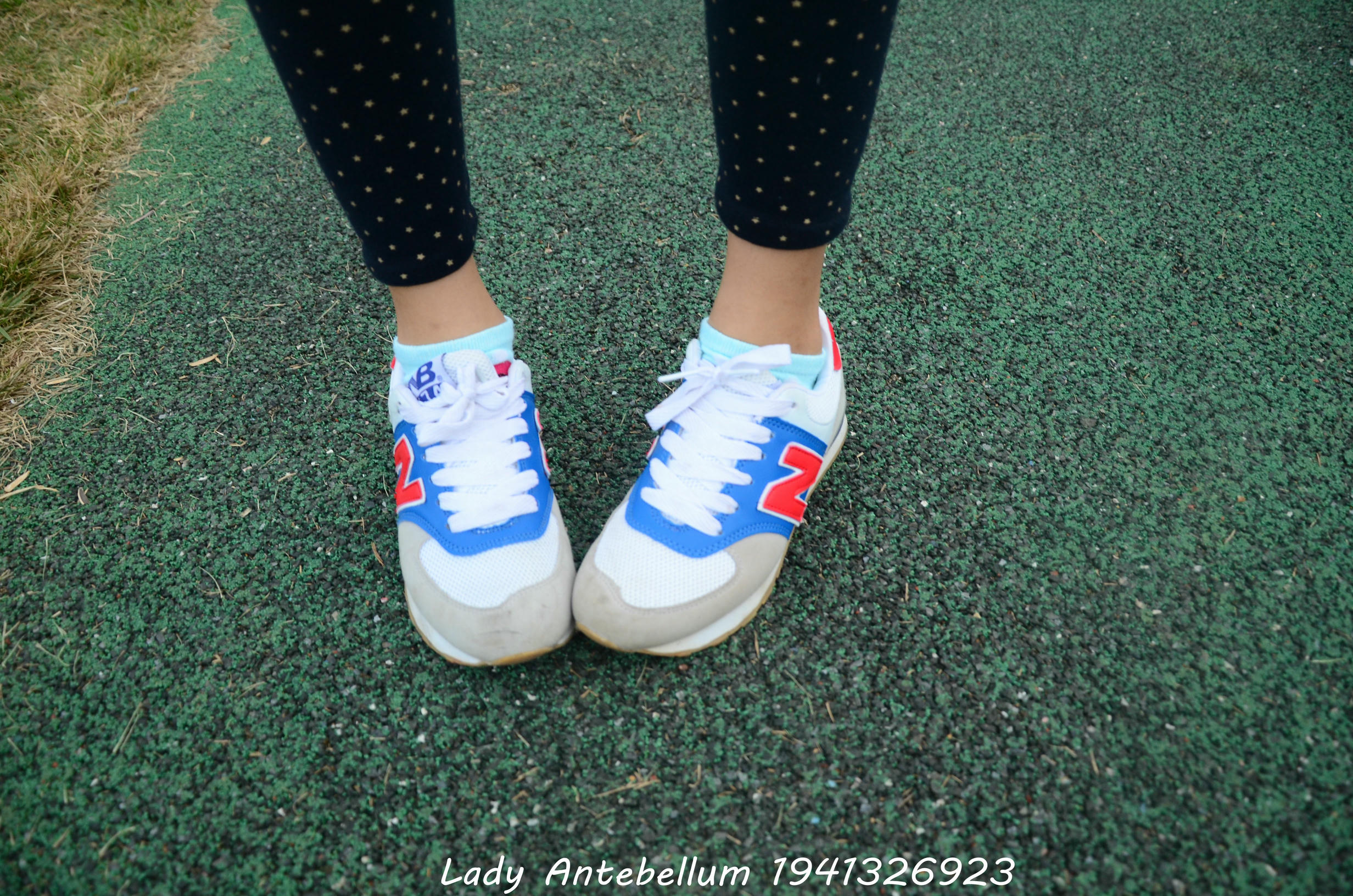 [战前女神] 恋足美腿棉袜女神级摄影套图 018 [136P-255MB]_第3集