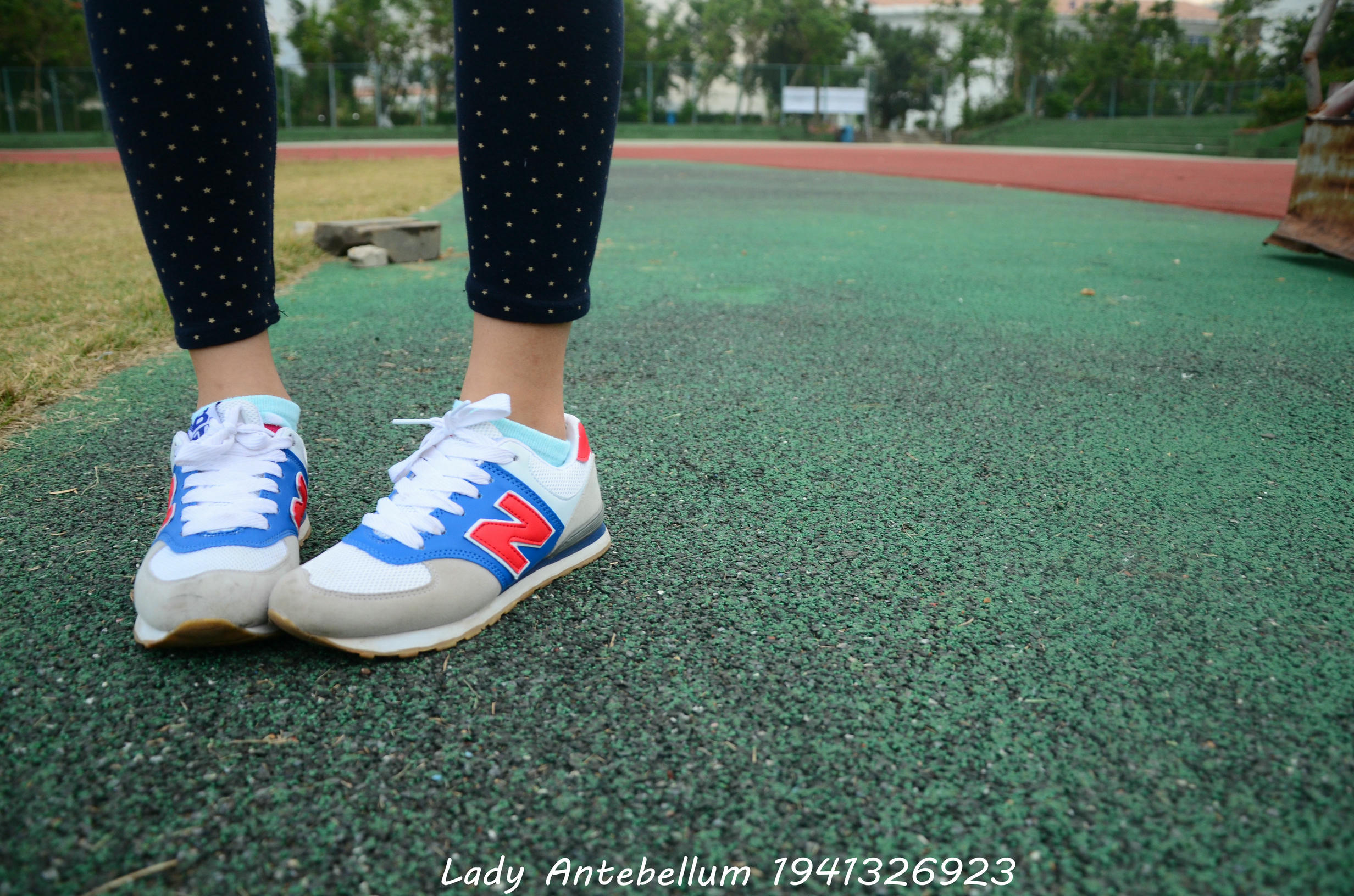 [战前女神] 恋足美腿棉袜女神级摄影套图 018 [136P-255MB]_第3集