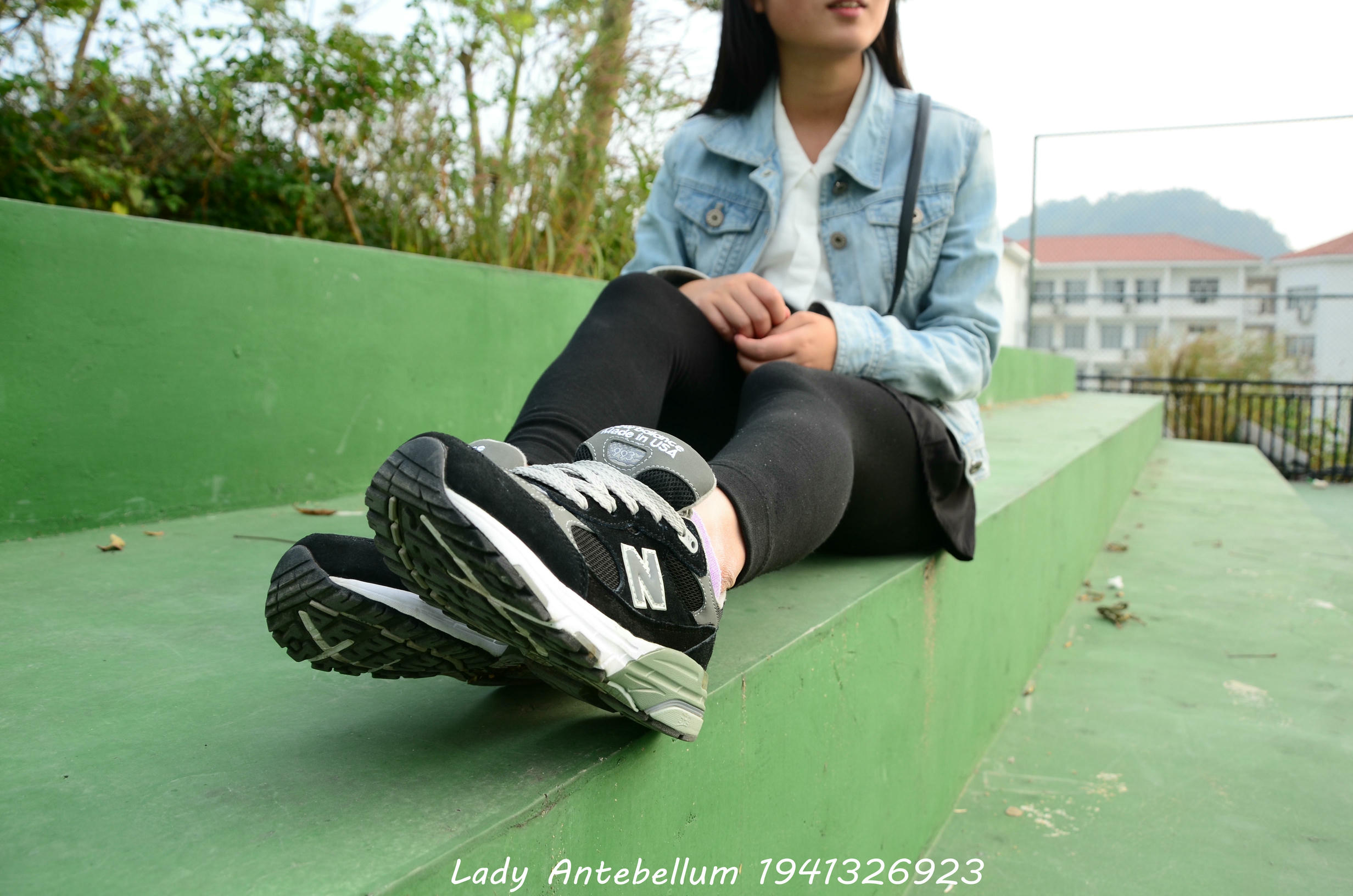 [战前女神] 恋足美腿棉袜女神级摄影套图 019 [228P-308MB]_第1集