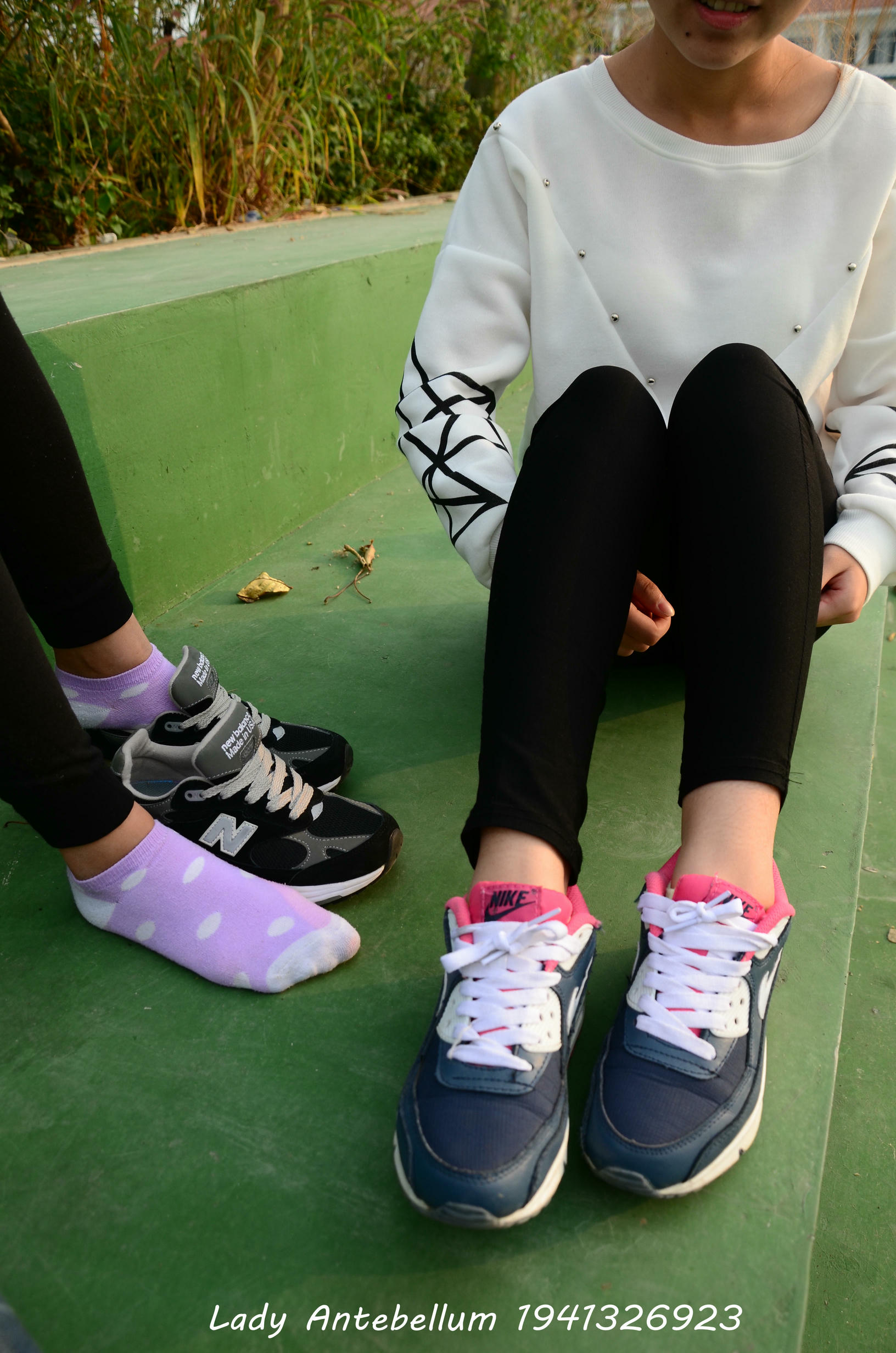 [战前女神] 恋足美腿棉袜女神级摄影套图 019 [228P-308MB]_第5集