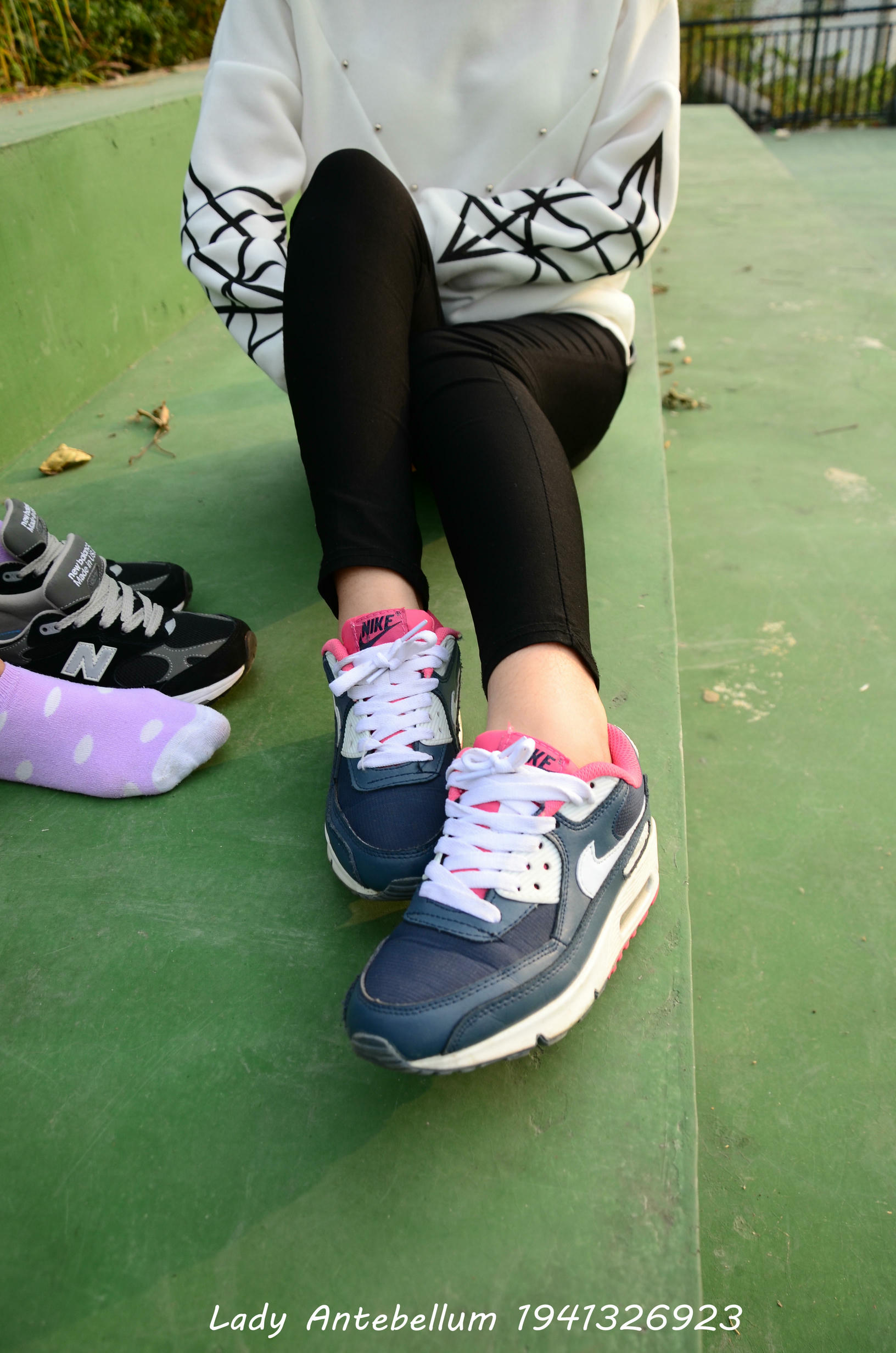 [战前女神] 恋足美腿棉袜女神级摄影套图 019 [228P-308MB]_第6集