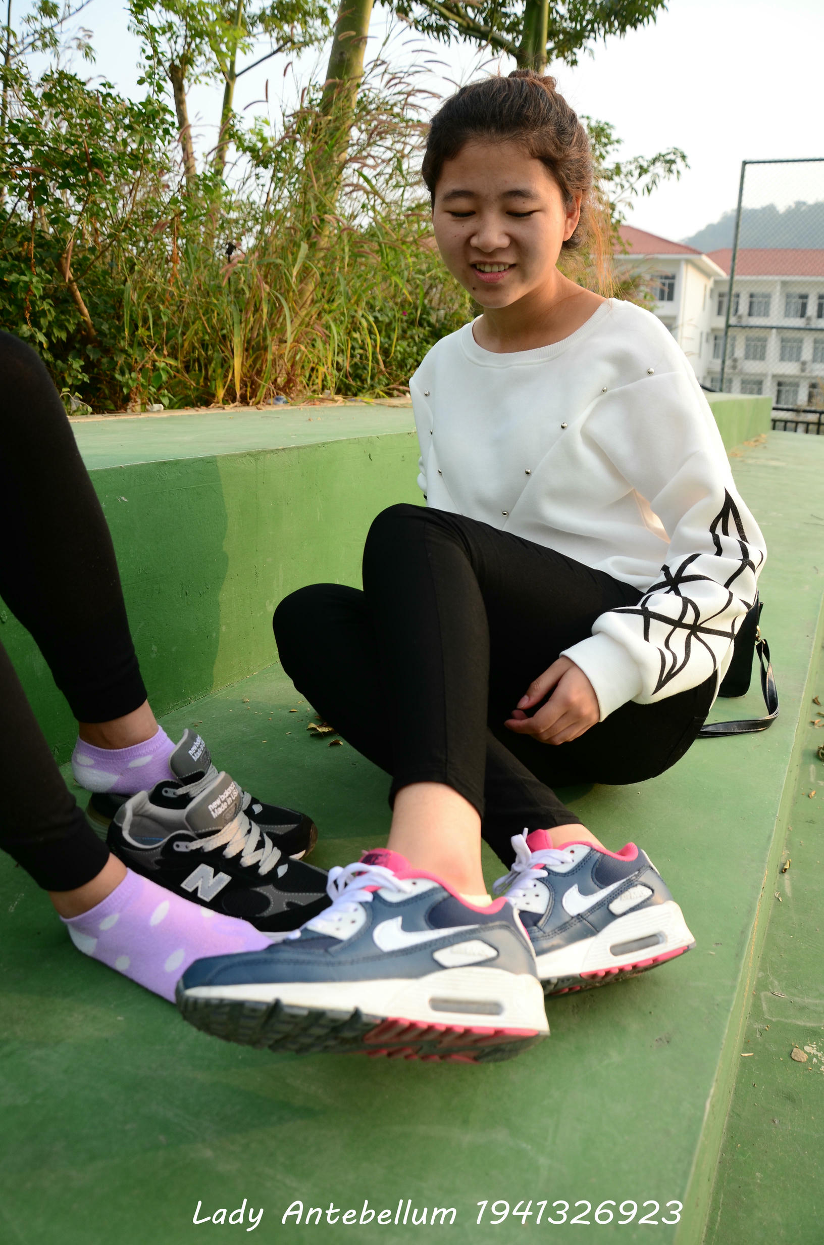 [战前女神] 恋足美腿棉袜女神级摄影套图 019 [228P-308MB]_第6集