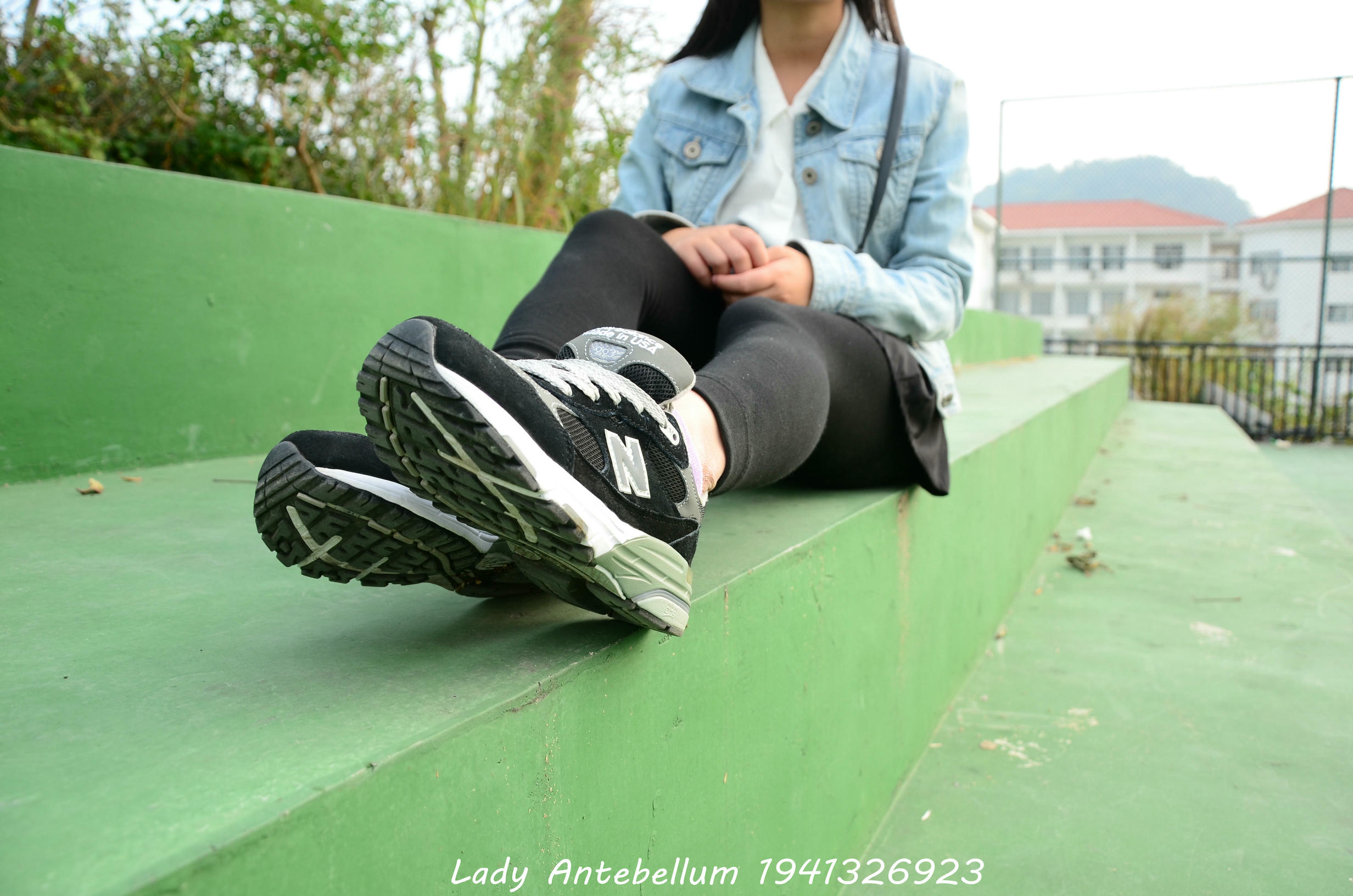 [战前女神] 恋足美腿棉袜女神级摄影套图 019 [228P-308MB]_第1集