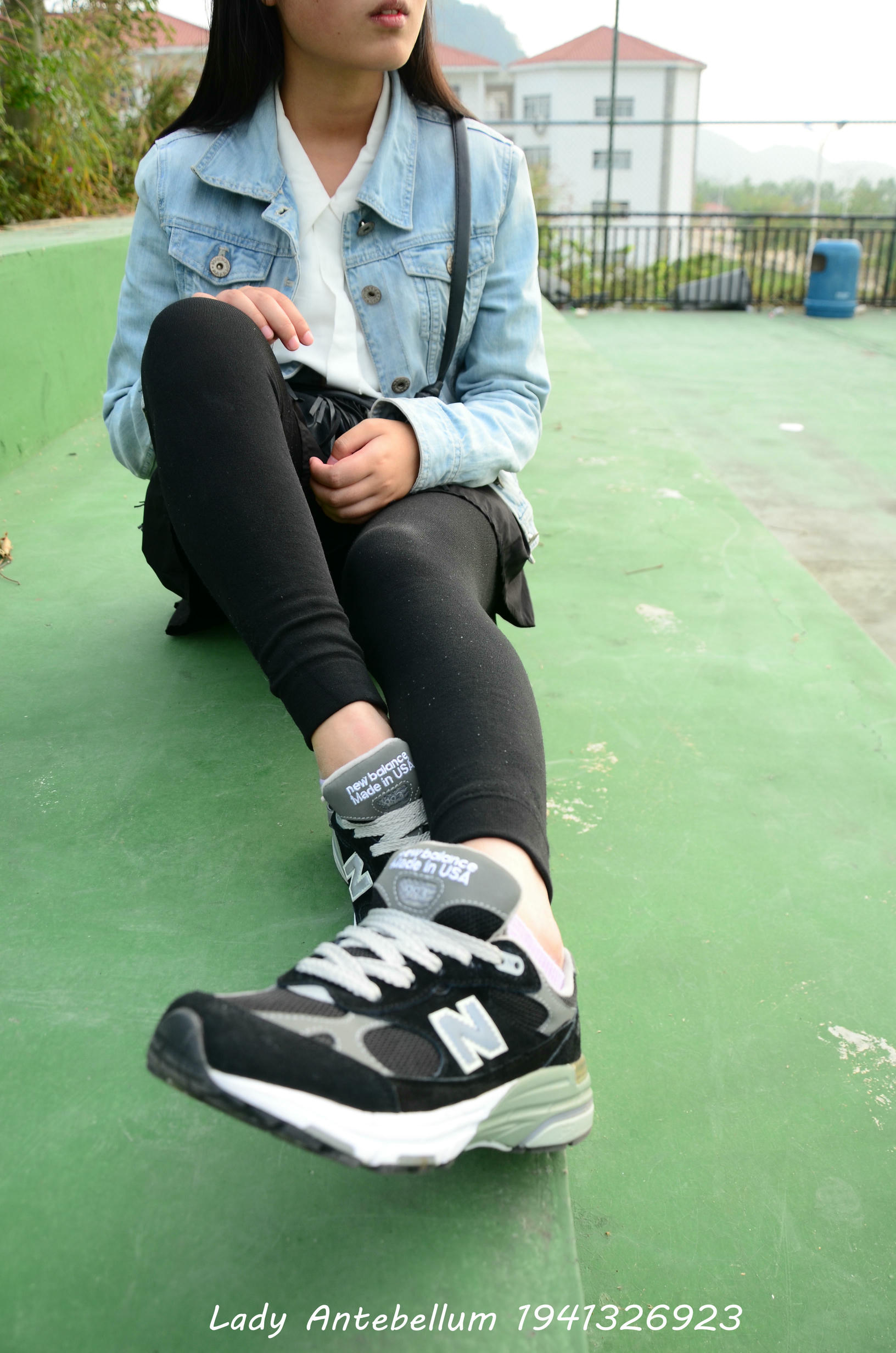 [战前女神] 恋足美腿棉袜女神级摄影套图 019 [228P-308MB]_第1集