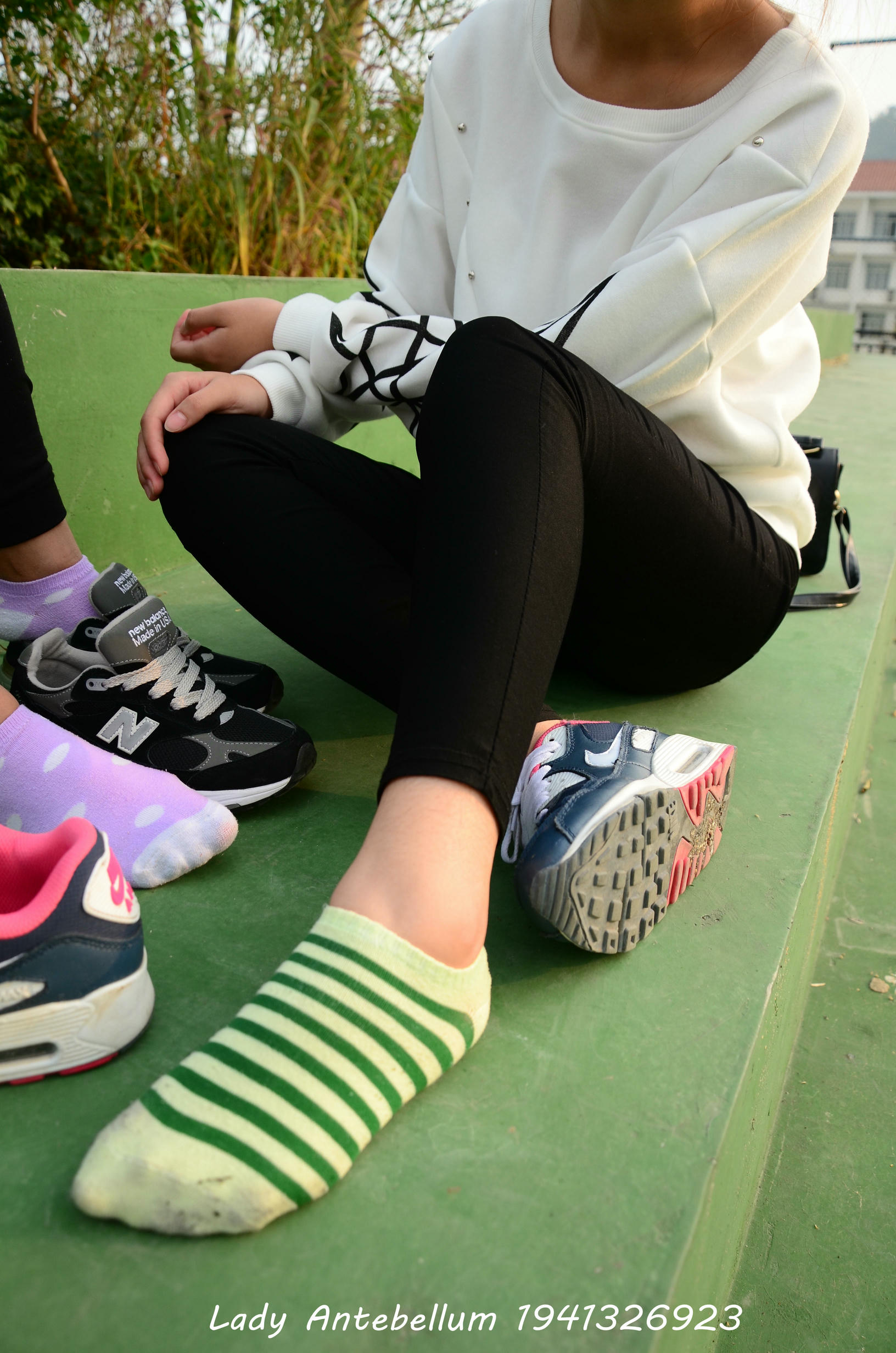 [战前女神] 恋足美腿棉袜女神级摄影套图 019 [228P-308MB]_第7集