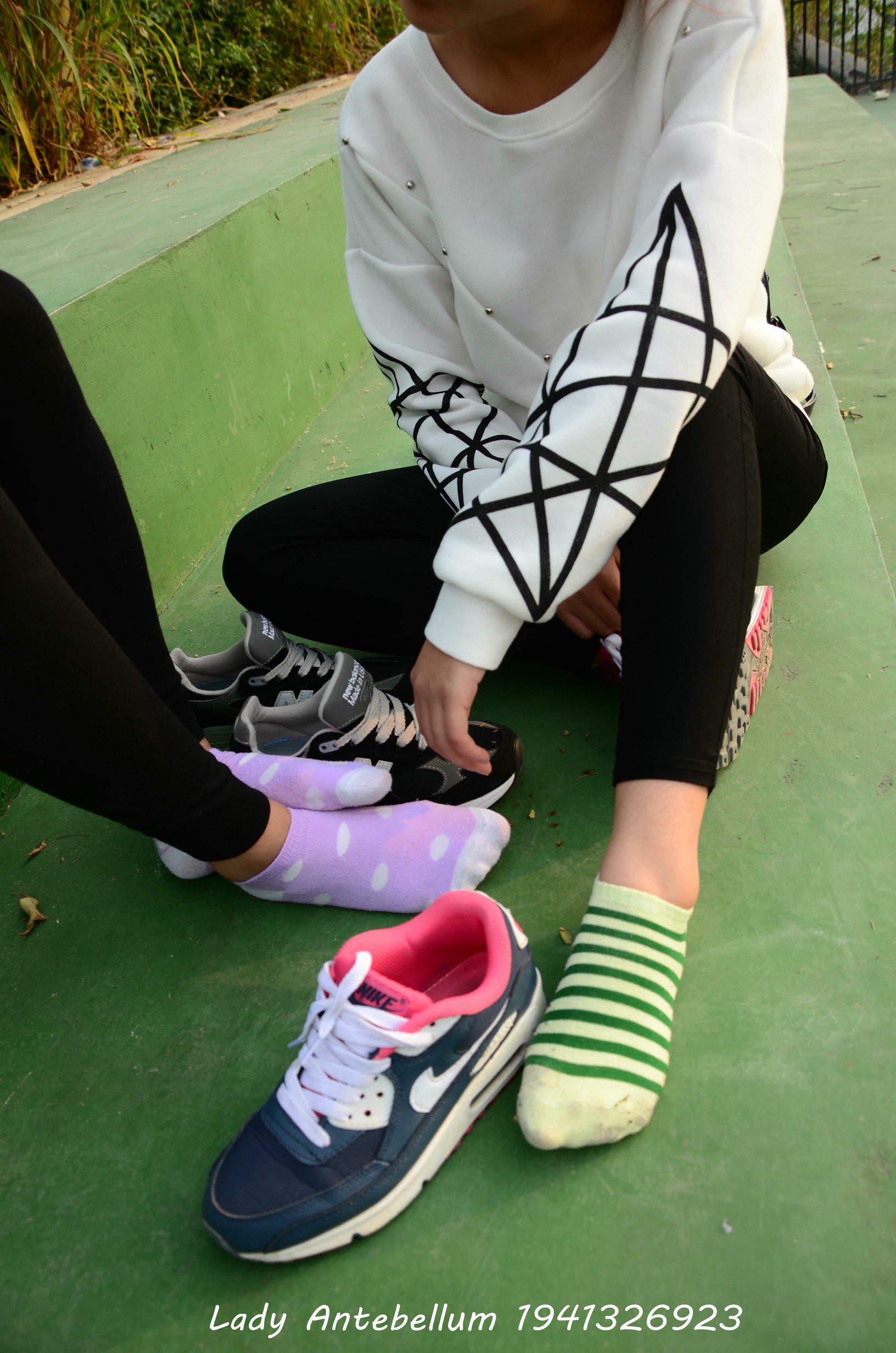 [战前女神] 恋足美腿棉袜女神级摄影套图 019 [228P-308MB]_第7集