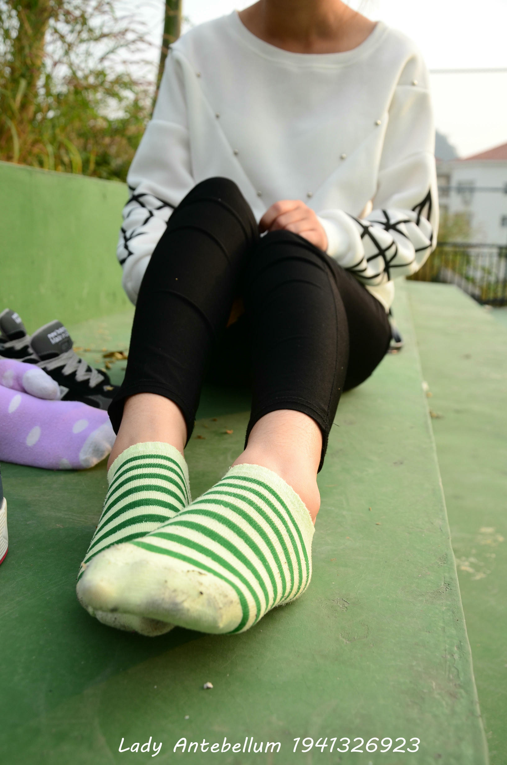 [战前女神] 恋足美腿棉袜女神级摄影套图 019 [228P-308MB]_第8集