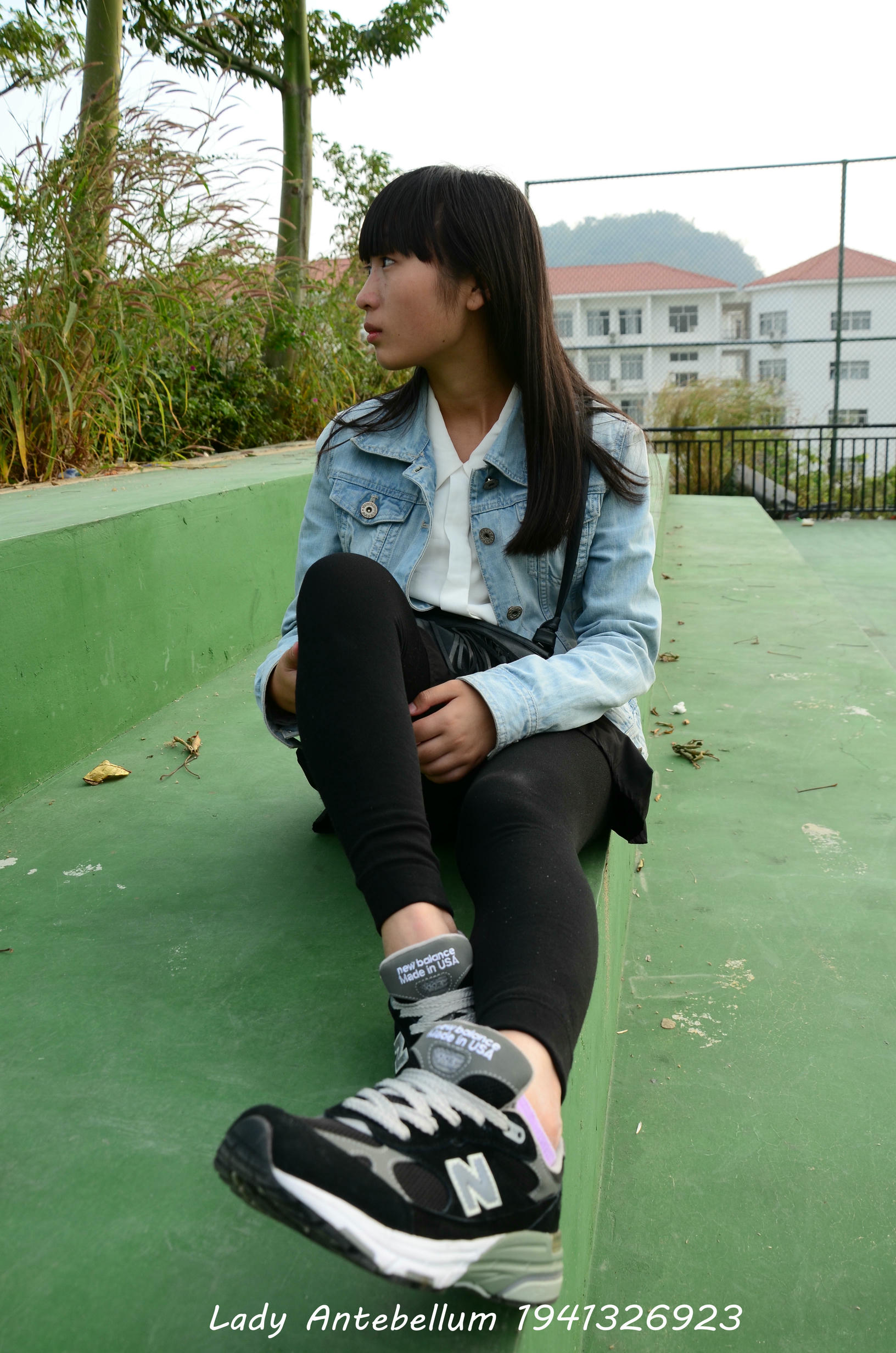 [战前女神] 恋足美腿棉袜女神级摄影套图 019 [228P-308MB]_第1集