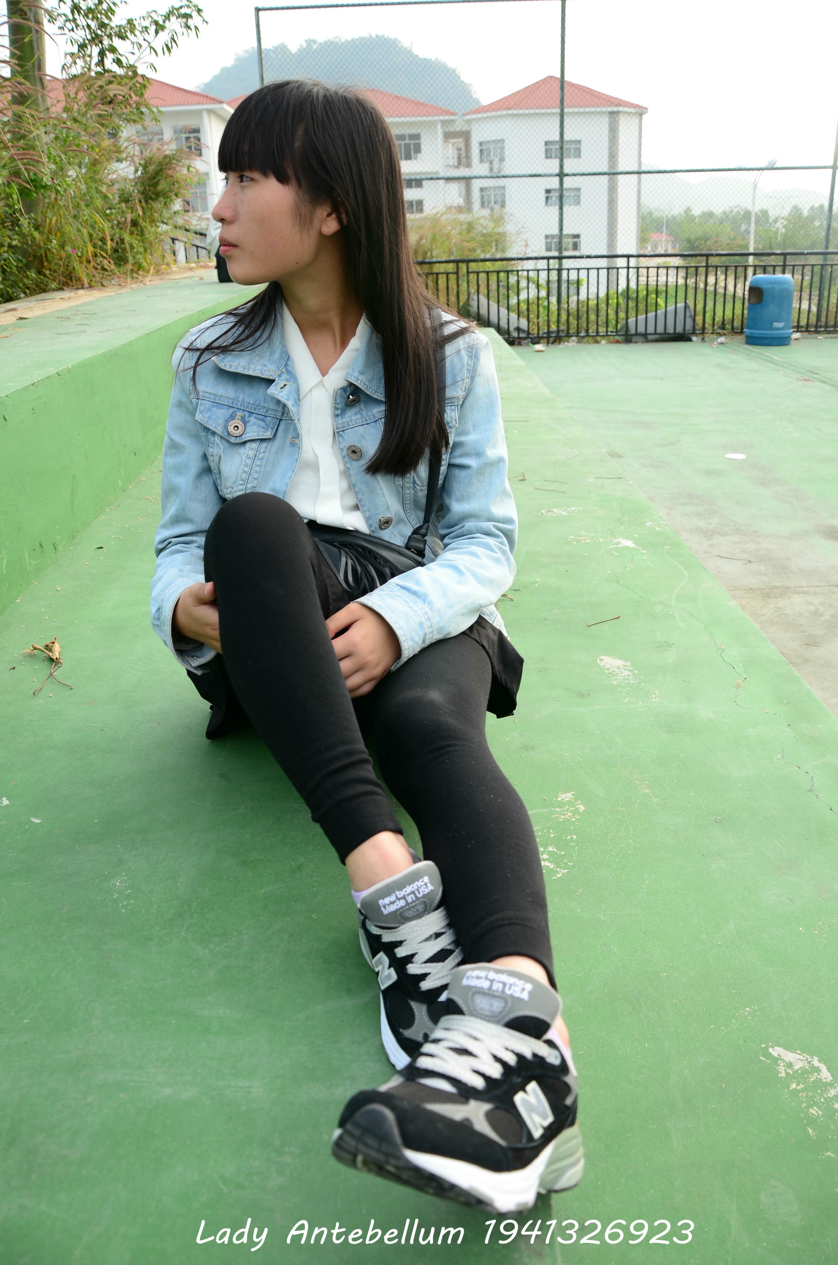 [战前女神] 恋足美腿棉袜女神级摄影套图 019 [228P-308MB]_第1集